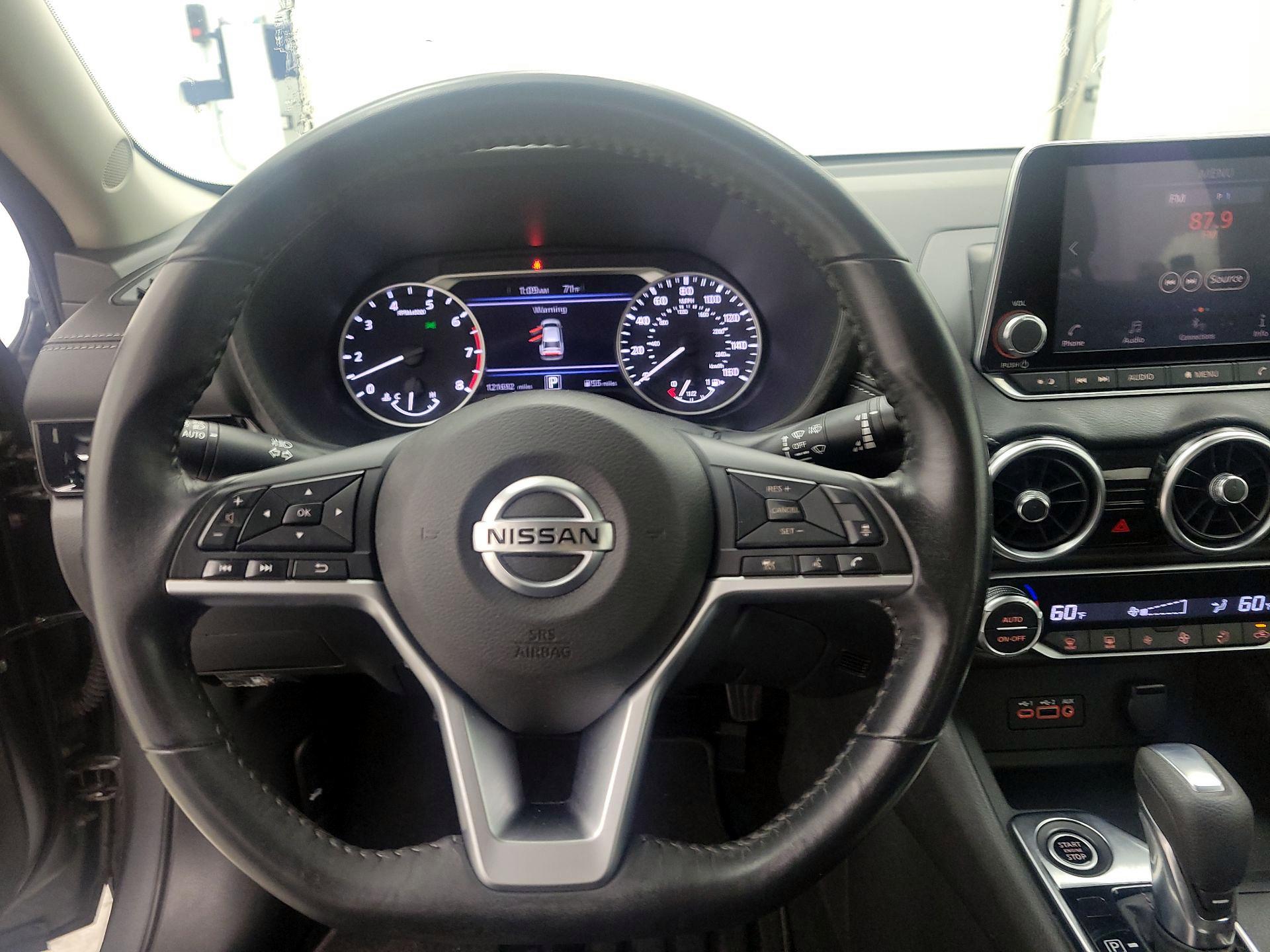 Thumbnail: 2020 Nissan Sentra - 10