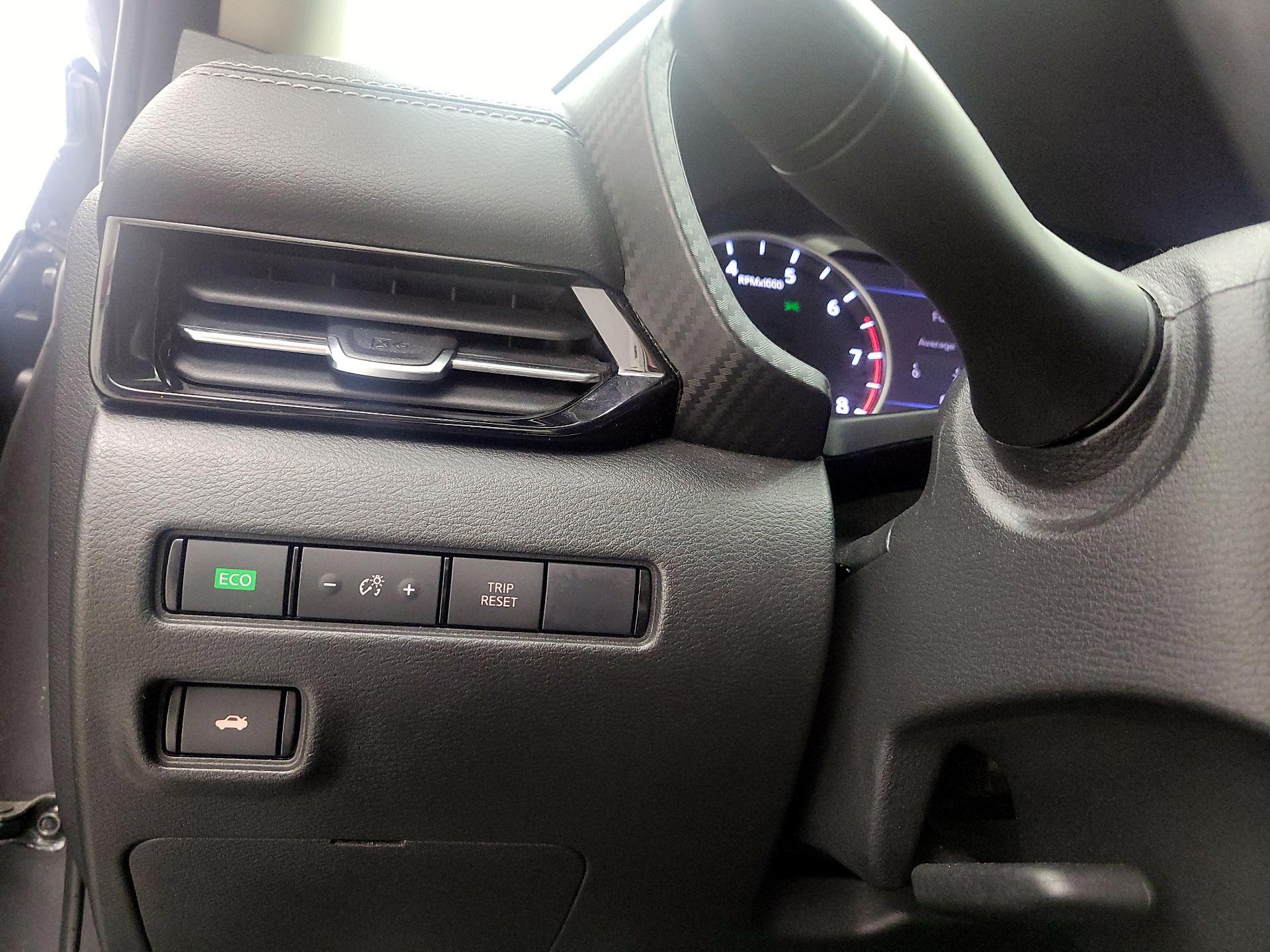 Thumbnail: 2020 Nissan Sentra - 13