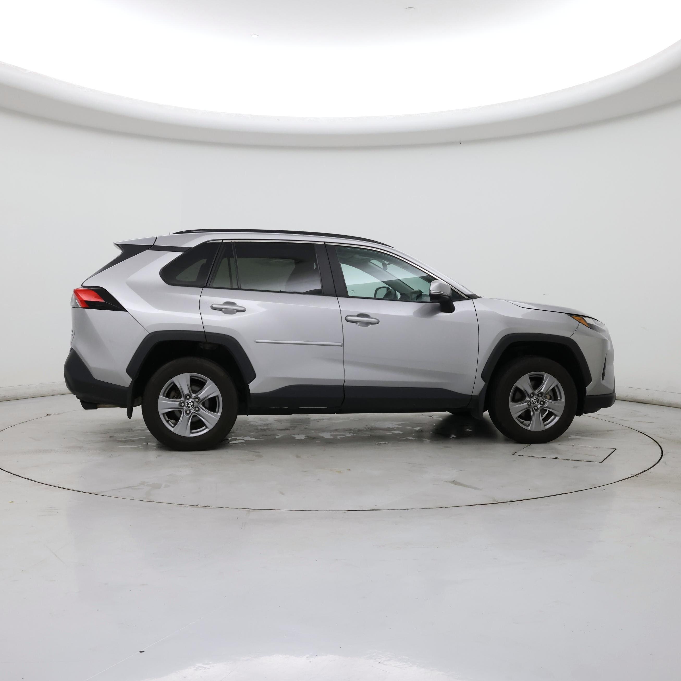 Thumbnail: 2022 Toyota RAV4 - 7