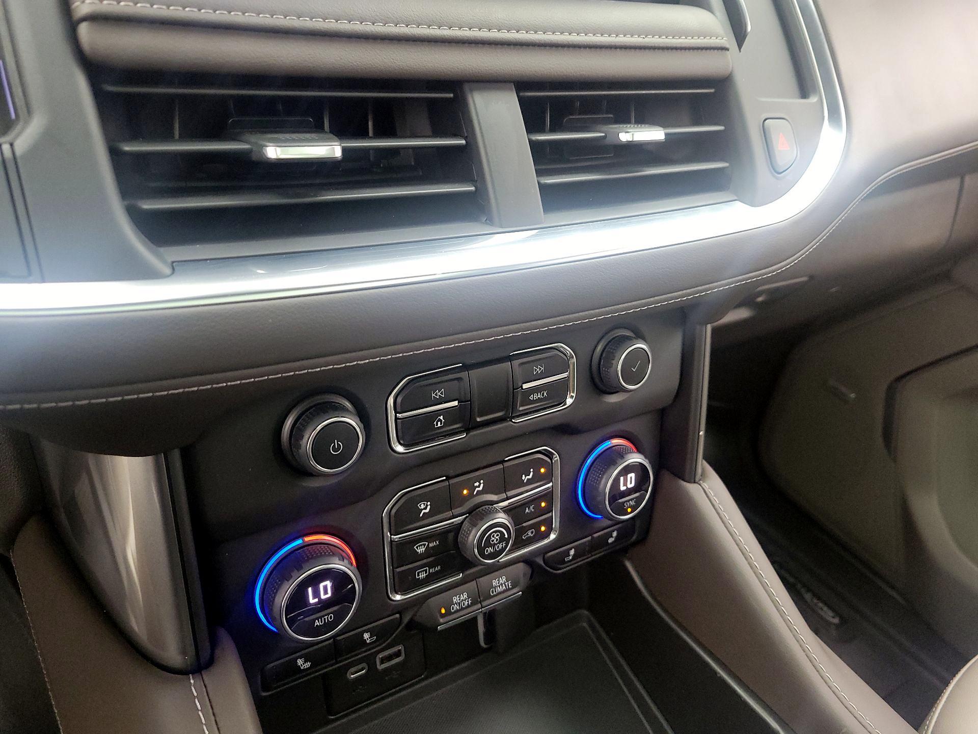 Thumbnail: 2021 Chevrolet Tahoe - 16