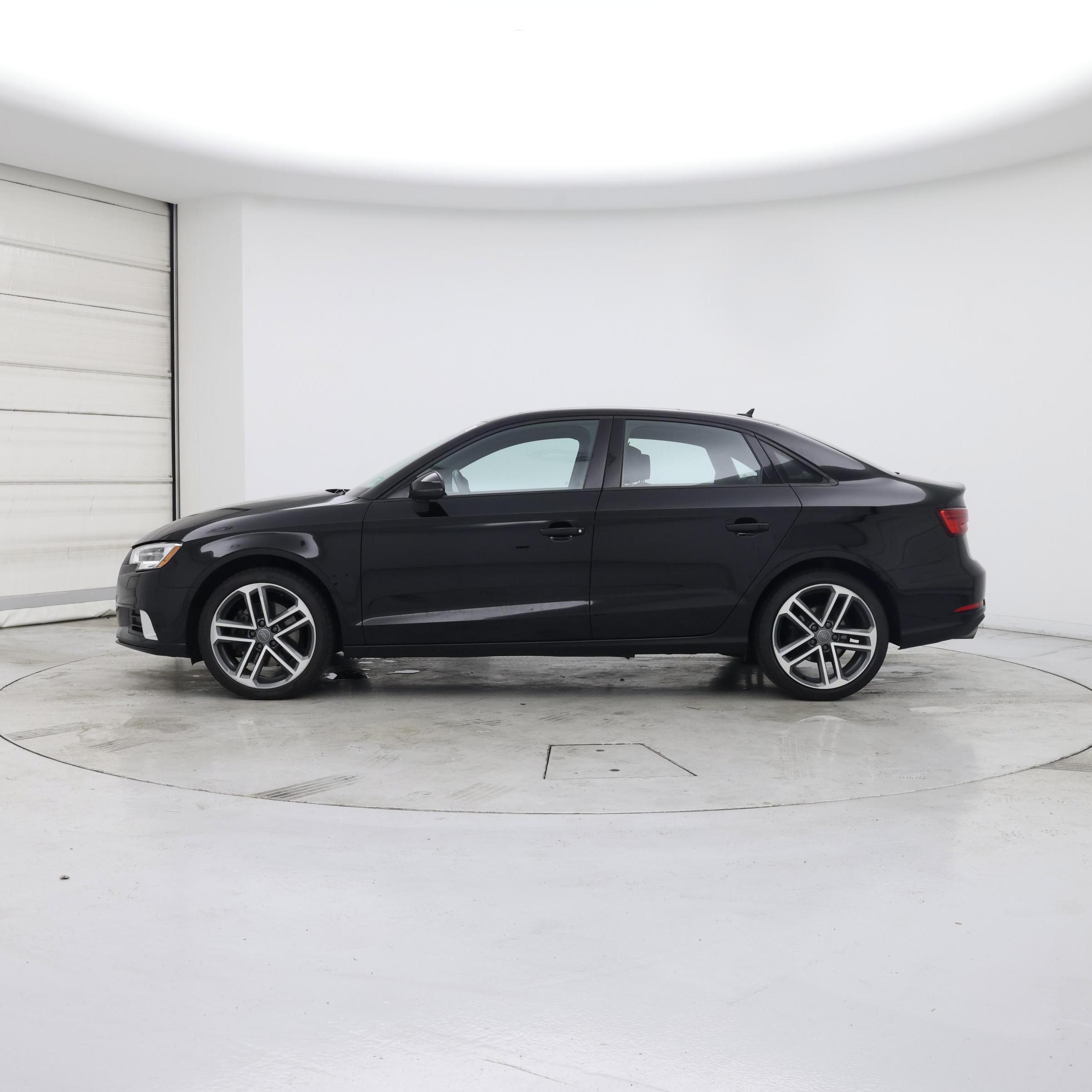 Thumbnail: 2017 Audi A3 - 3