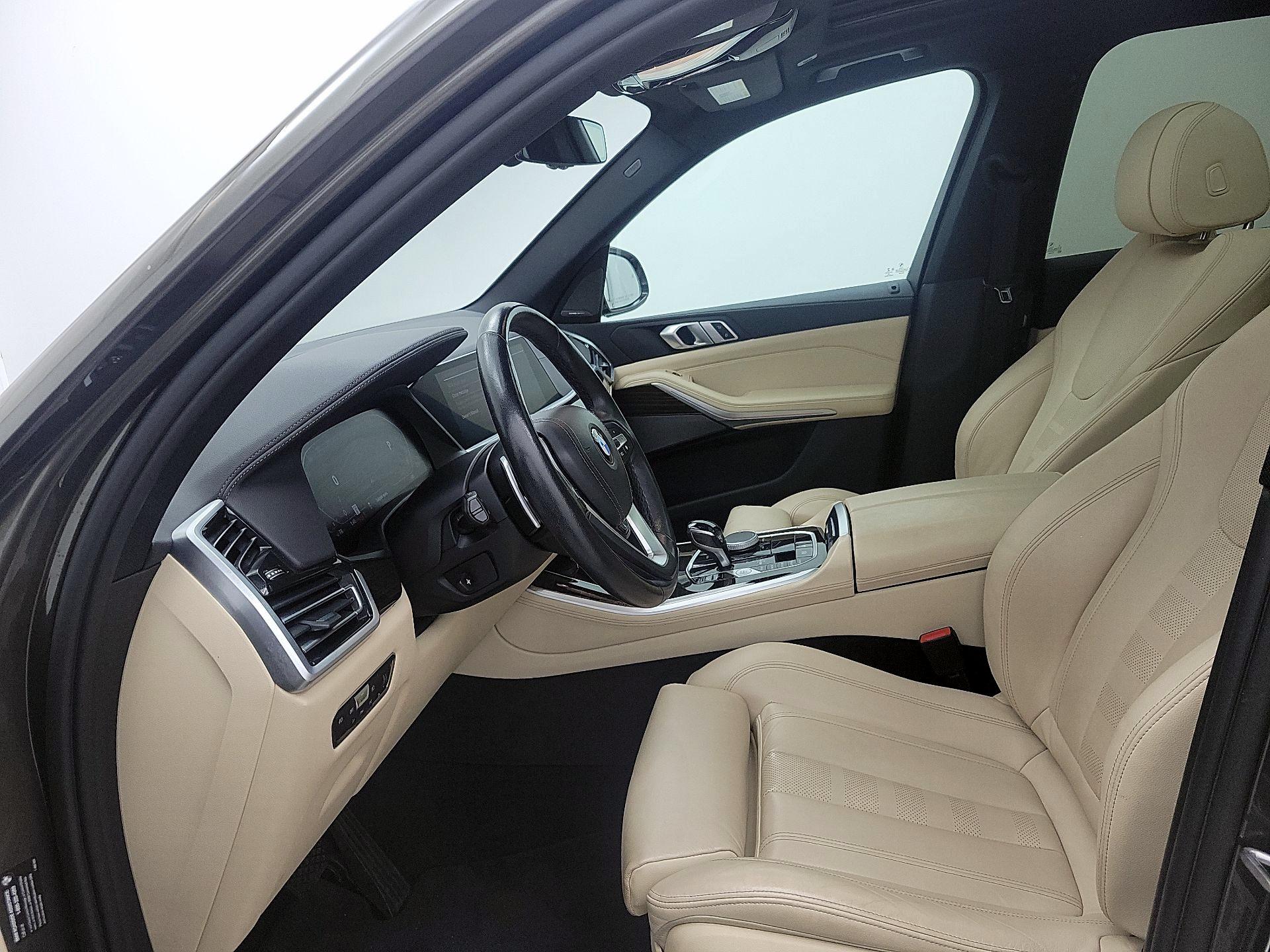 Thumbnail: 2021 BMW X5 - 11