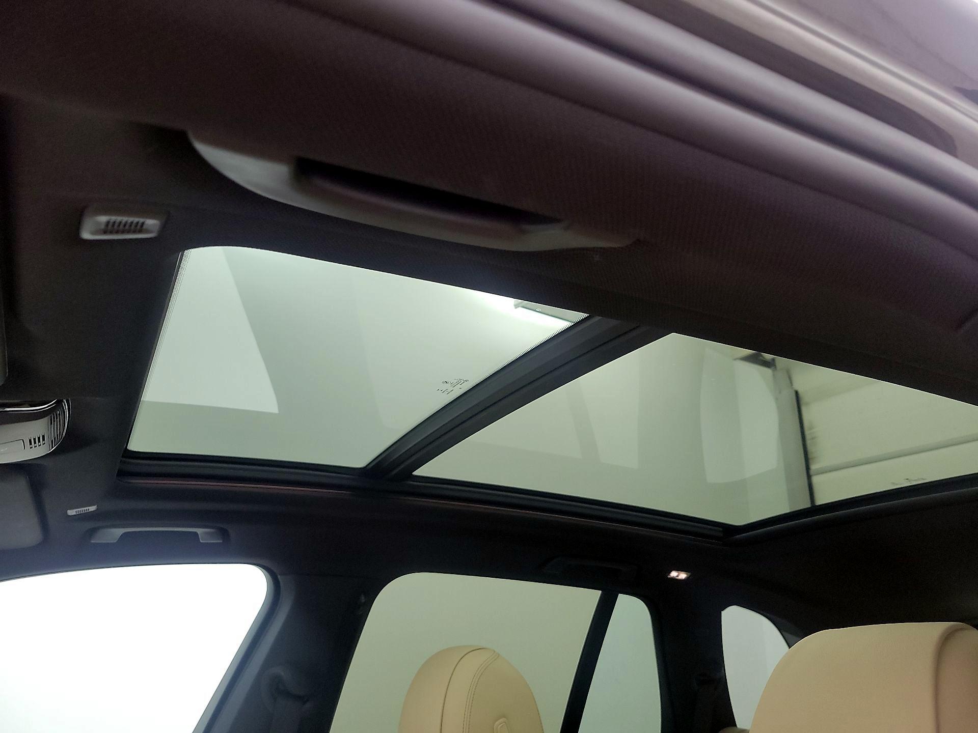 Thumbnail: 2021 BMW X5 - 20