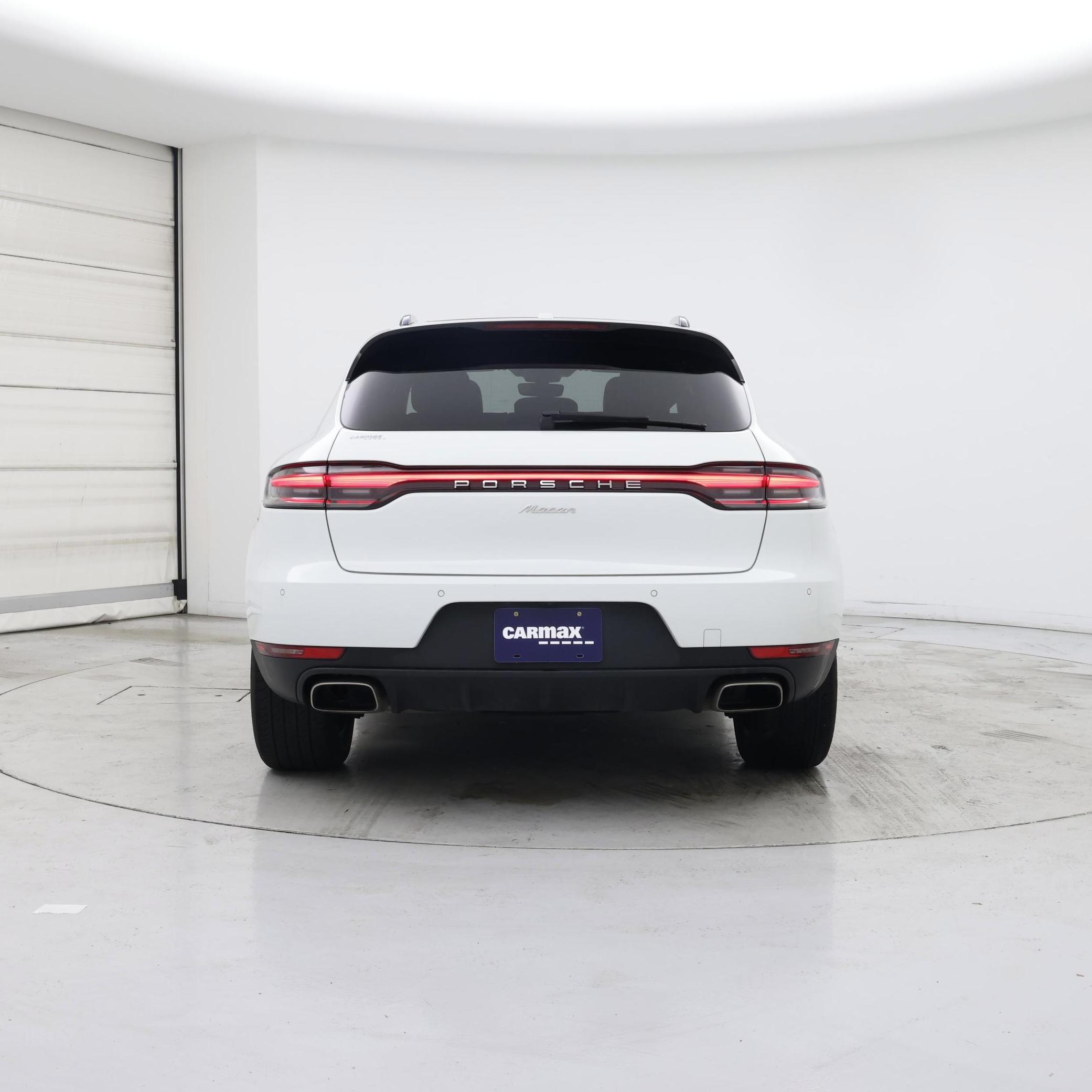 Thumbnail: 2021 Porsche Macan - 6