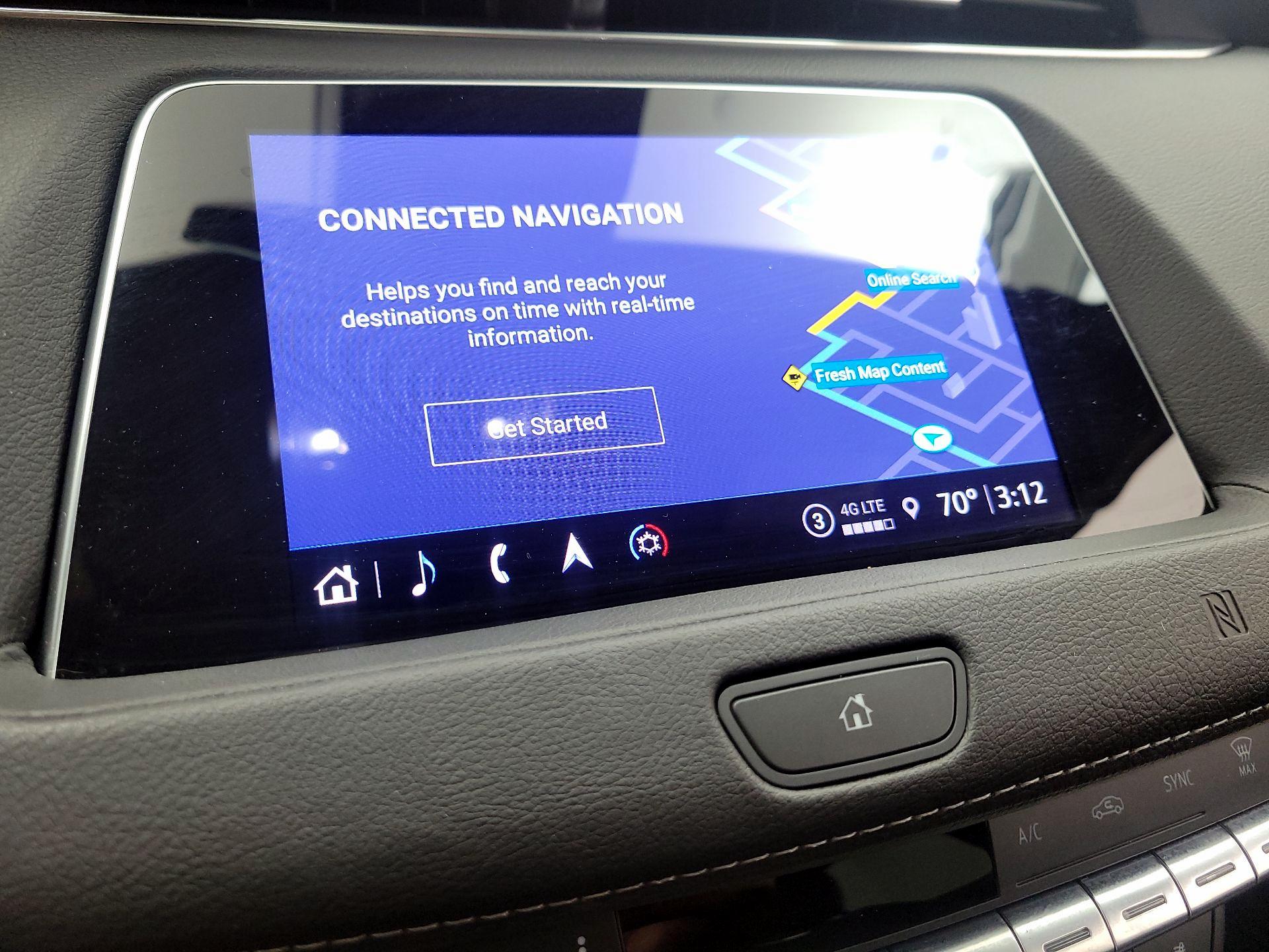 Thumbnail: 2021 Cadillac XT4 - 14