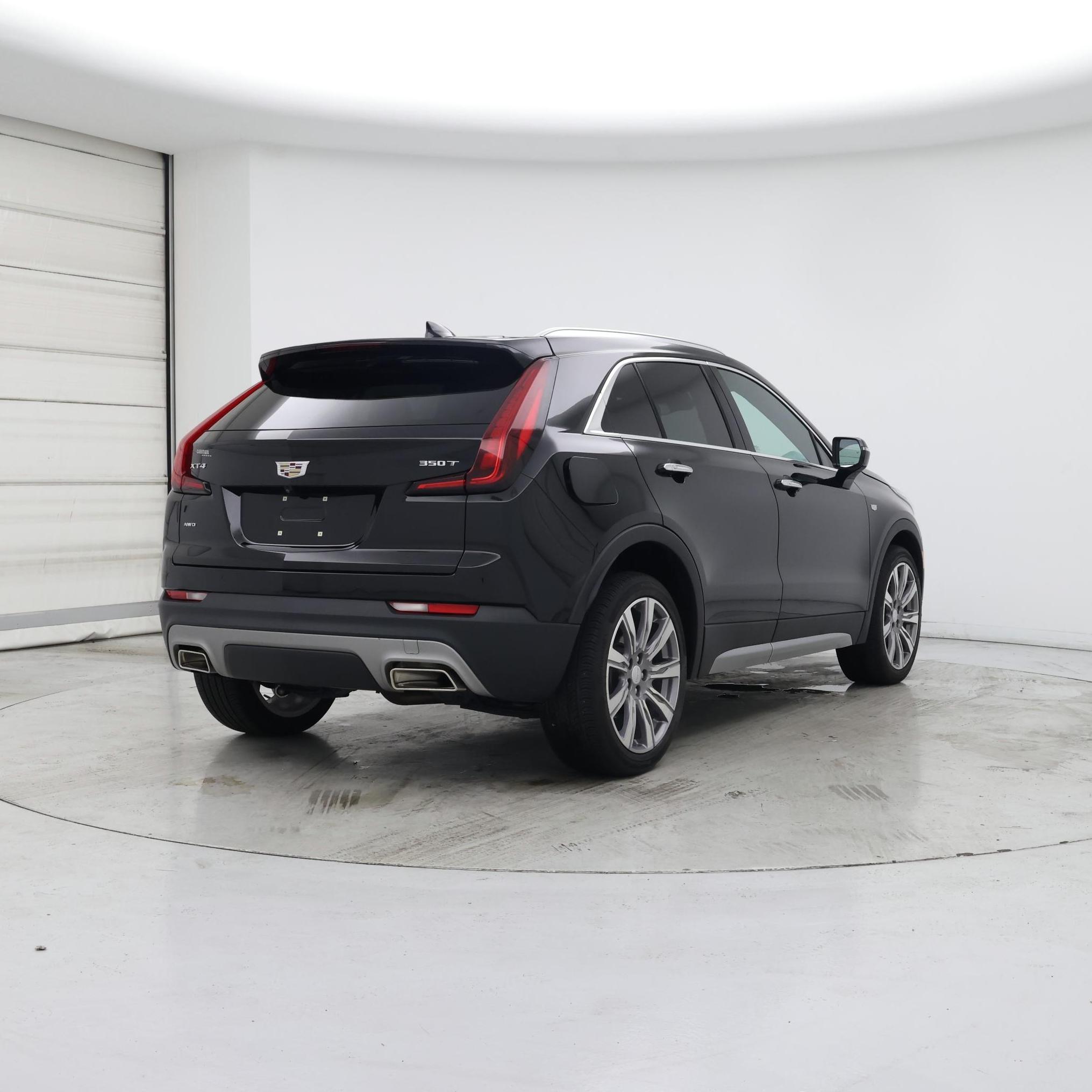 Thumbnail: 2021 Cadillac XT4 - 8