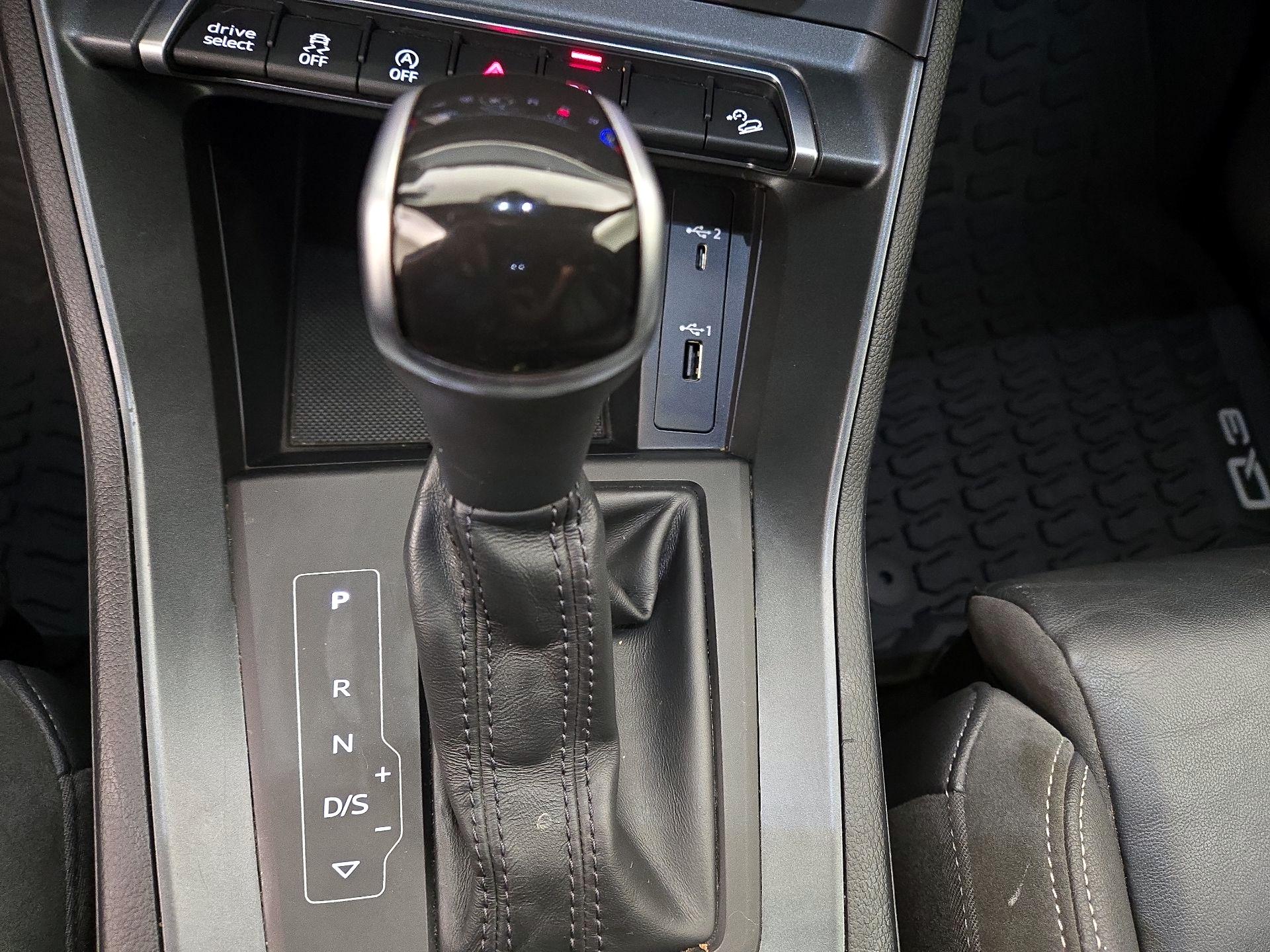 Thumbnail: 2021 Audi Q3 - 17