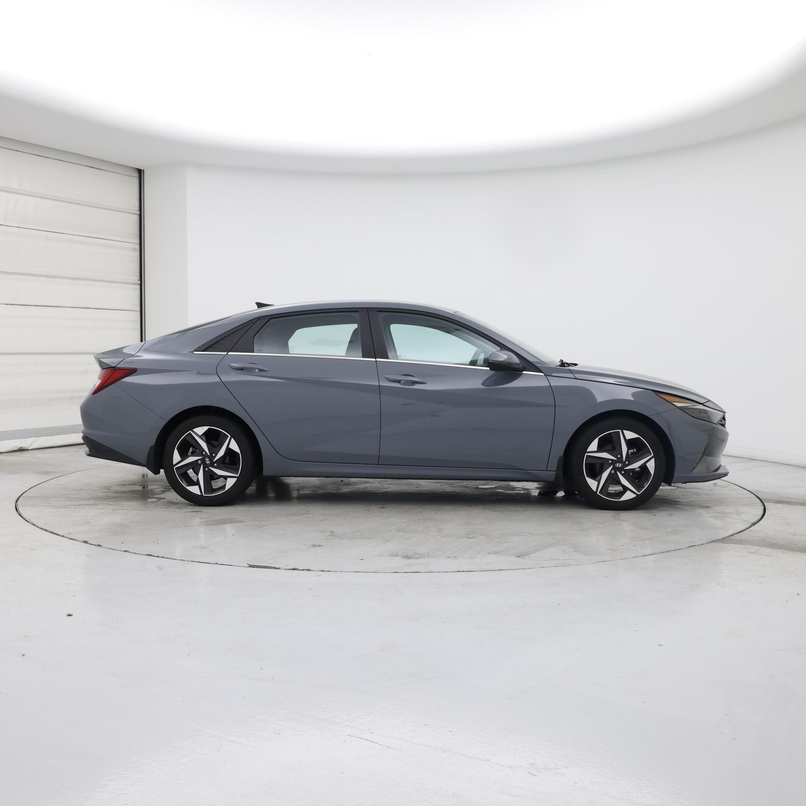 Thumbnail: 2023 Hyundai Elantra - 7