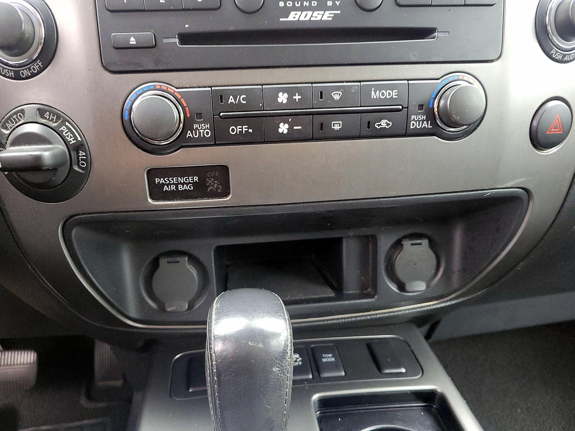 Thumbnail: 2014 Nissan Armada - 16