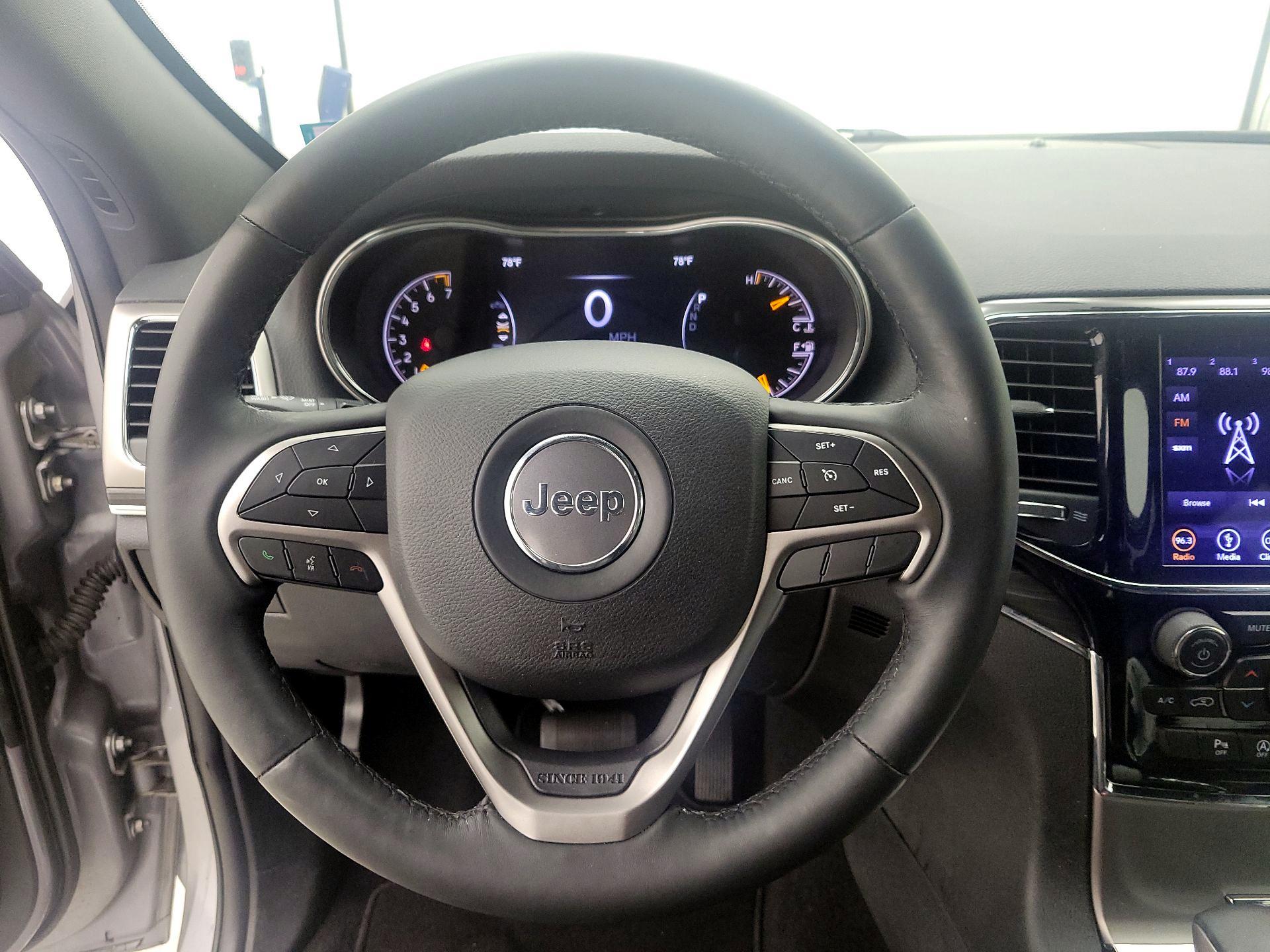 Thumbnail: 2019 Jeep Grand Cherokee - 10