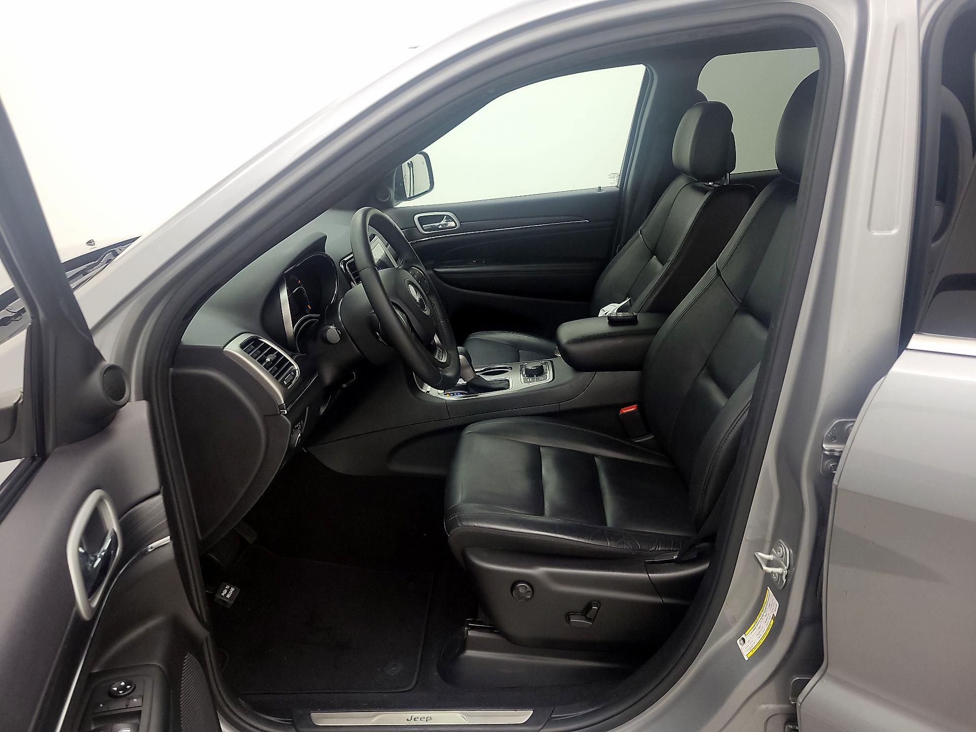 Thumbnail: 2019 Jeep Grand Cherokee - 11