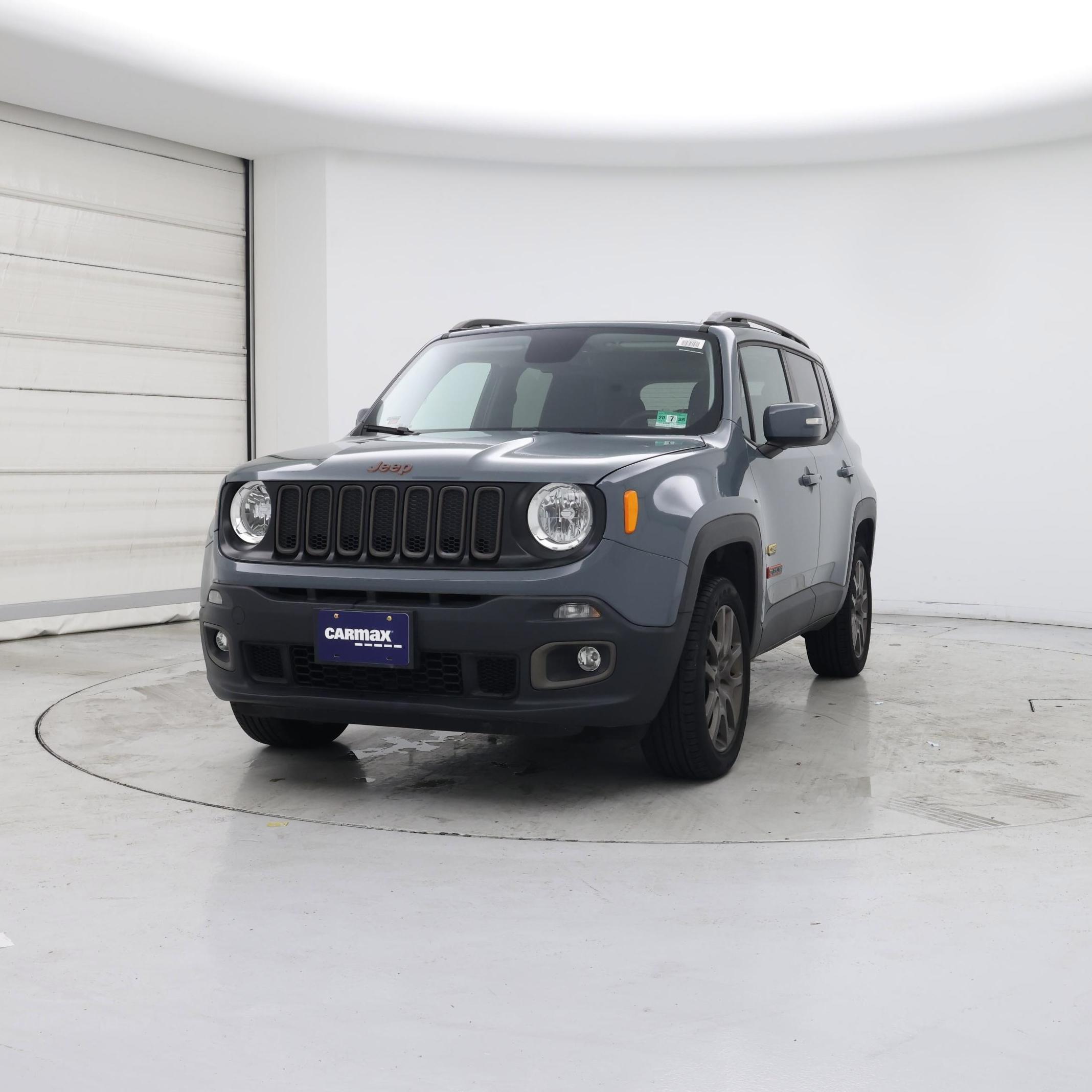 Thumbnail: 2016 Jeep Renegade - 4
