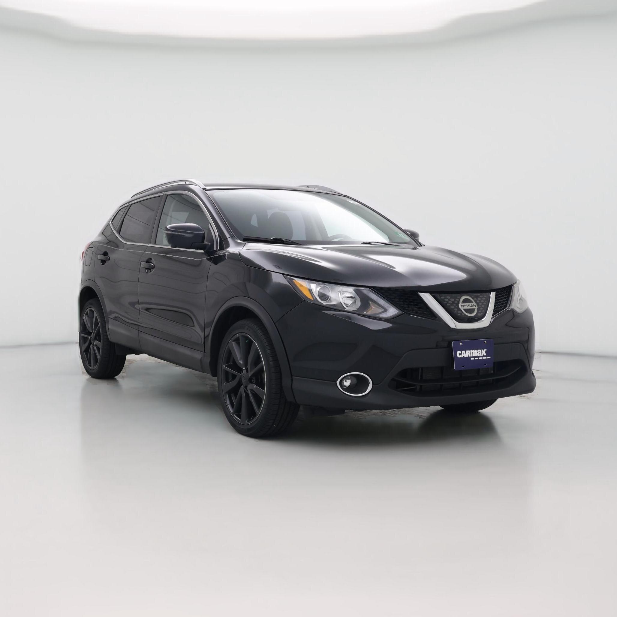 Thumbnail: 2018 Nissan Rogue Sport - 1