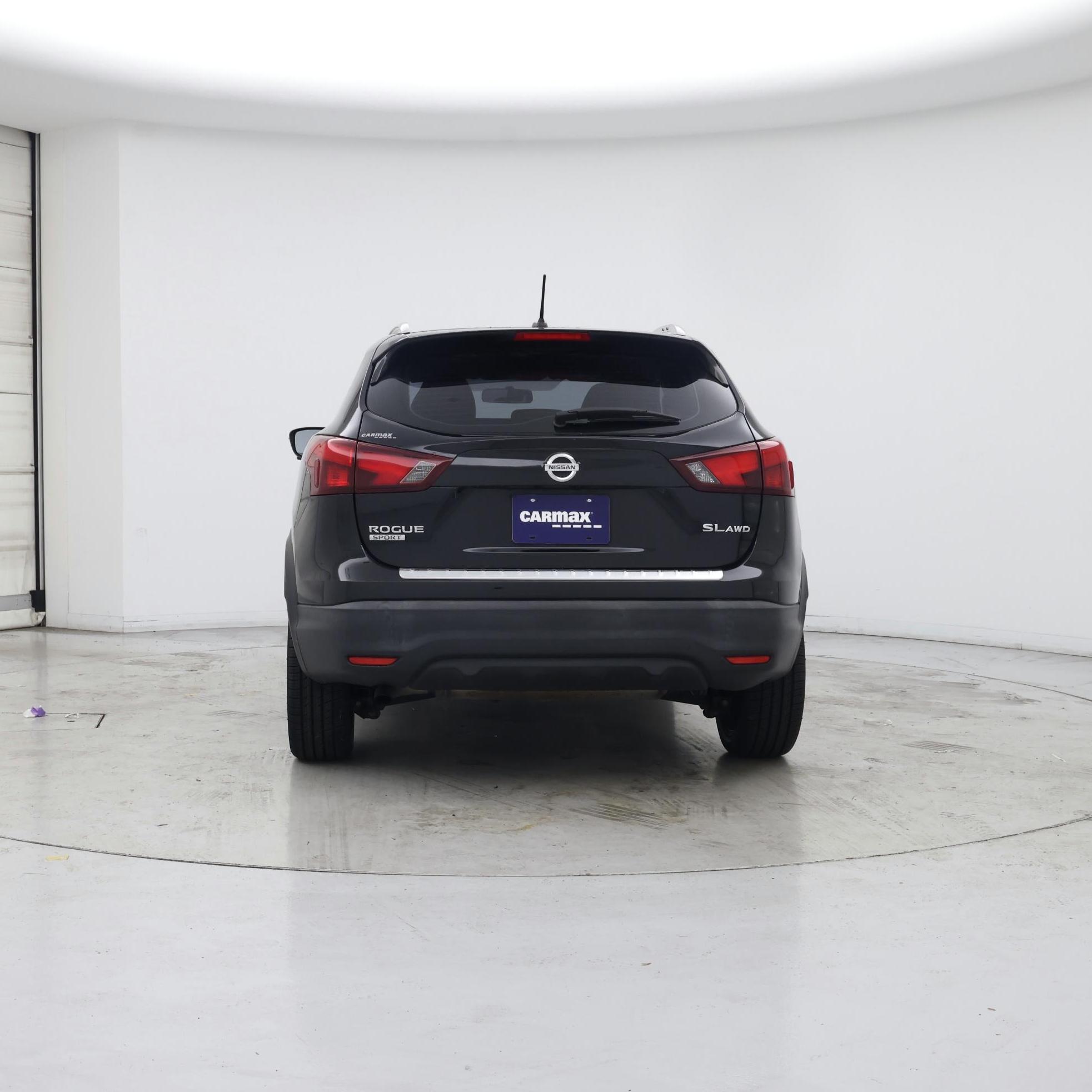Thumbnail: 2018 Nissan Rogue Sport - 6