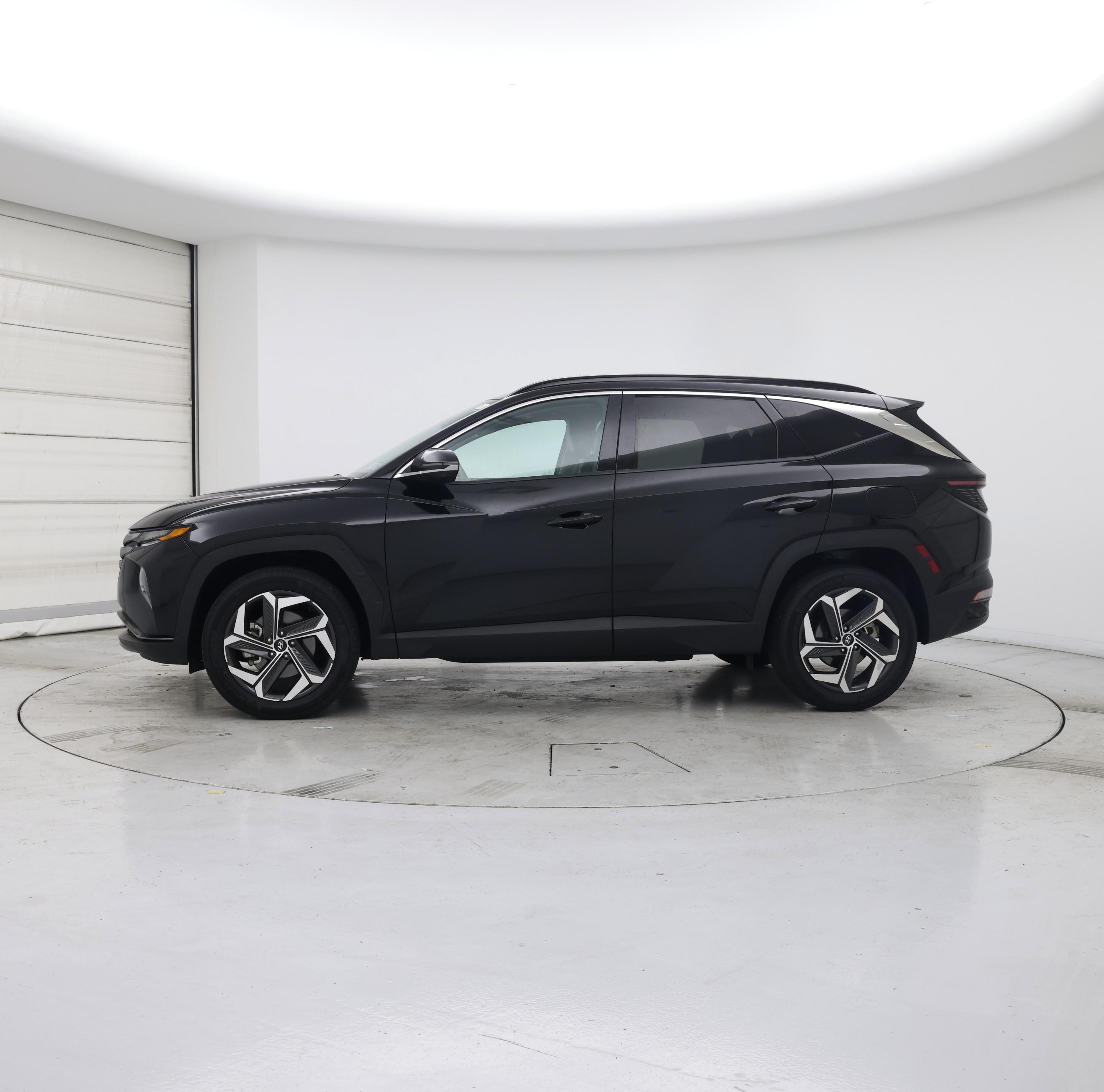 Thumbnail: 2022 Hyundai Tucson - 3