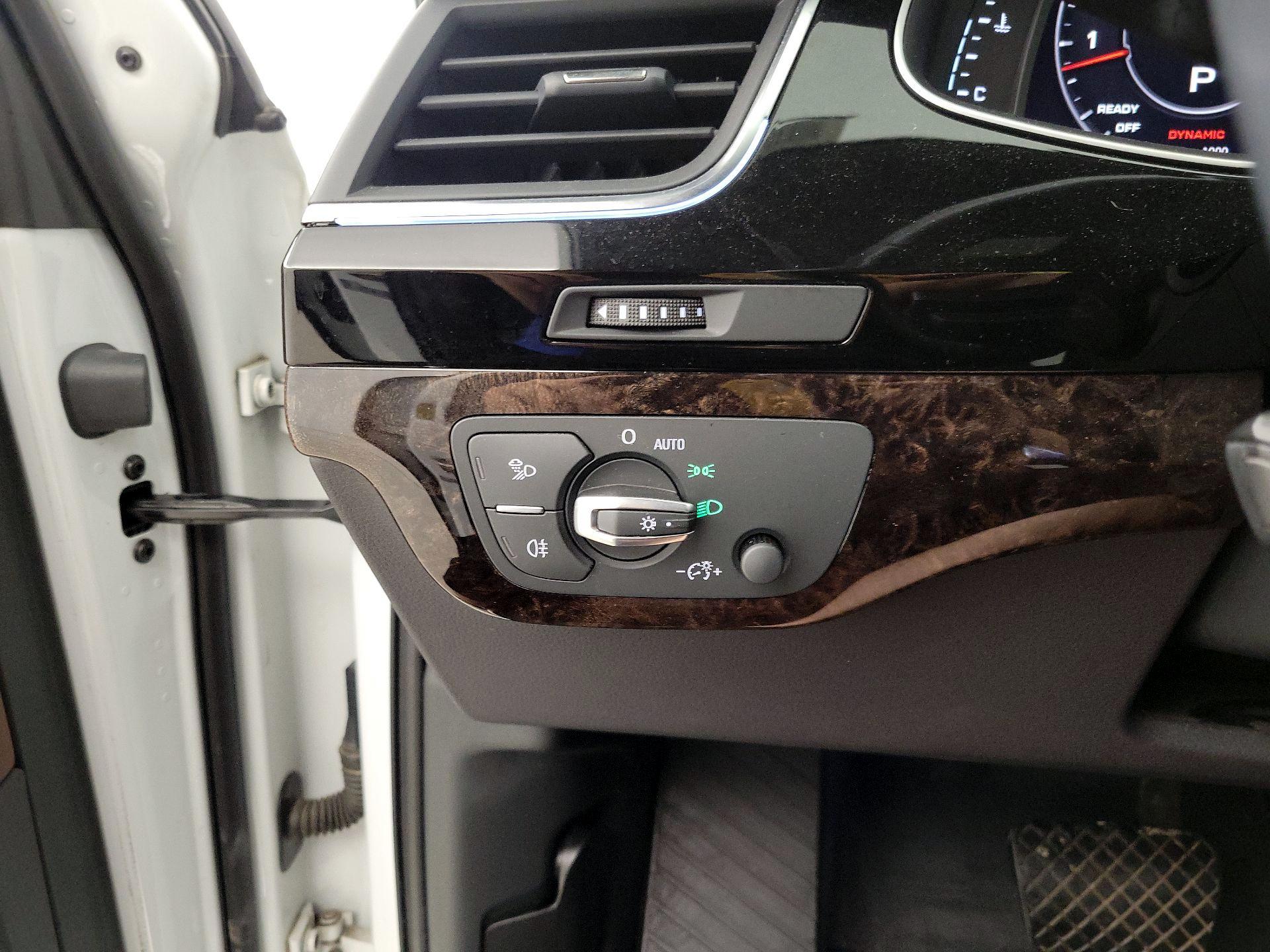 Thumbnail: 2019 Audi Q7 - 13