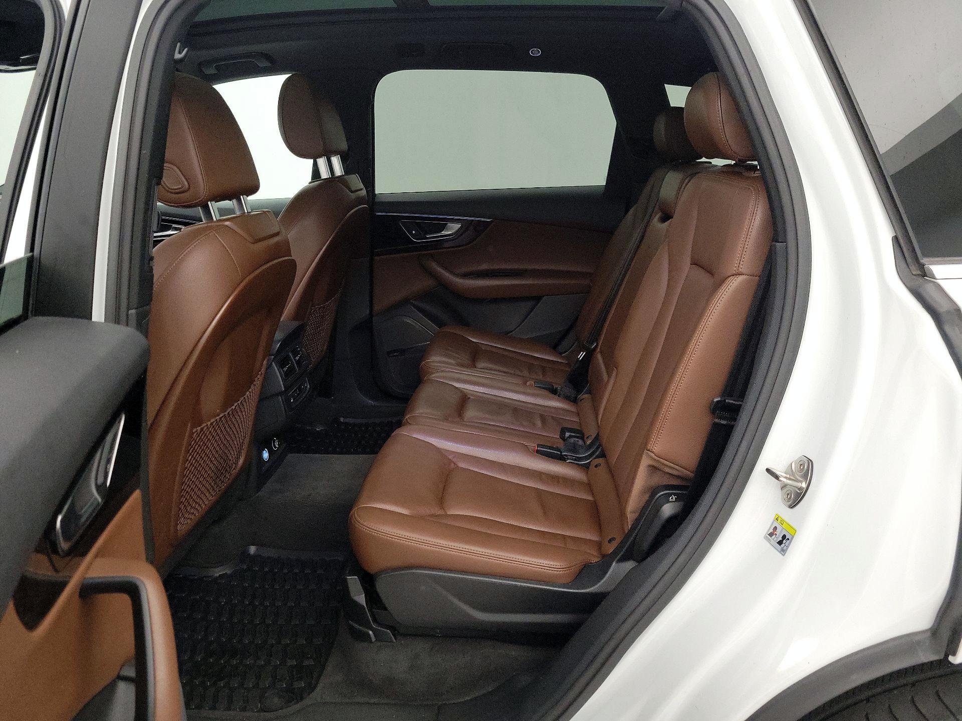Thumbnail: 2019 Audi Q7 - 20