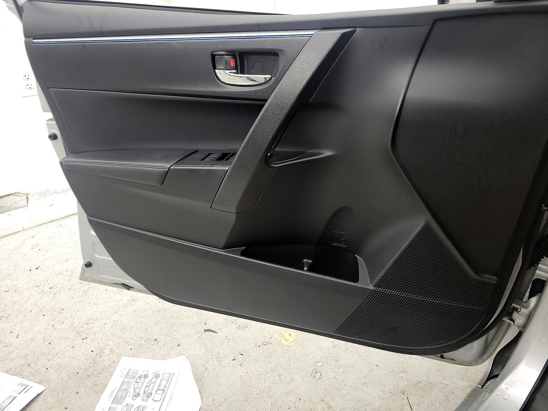 Thumbnail: 2016 Toyota Corolla - 12