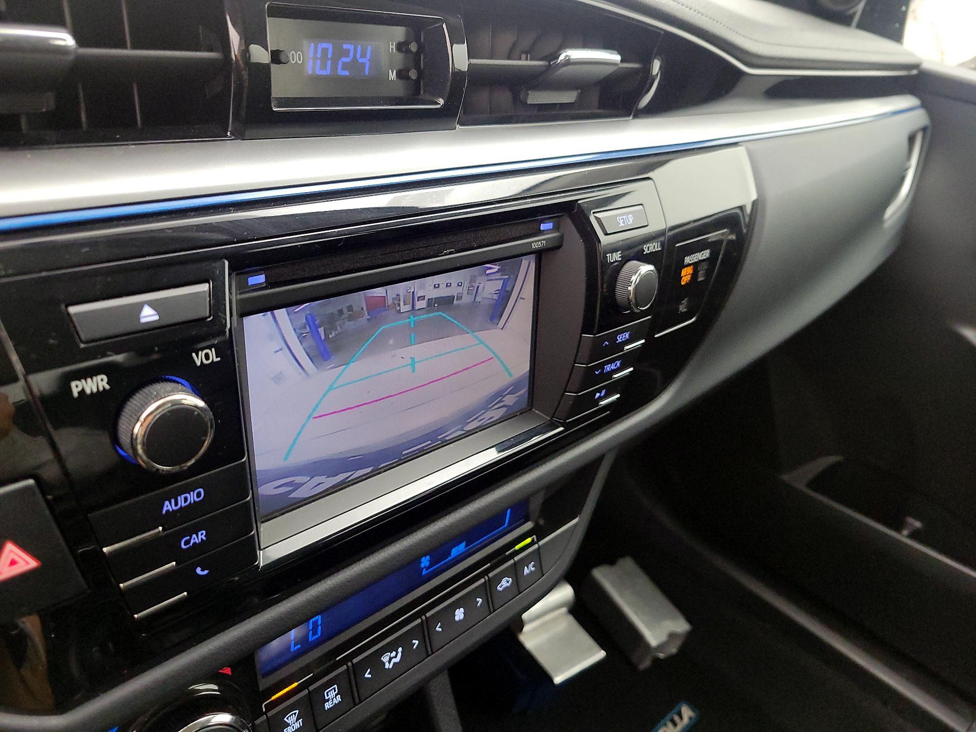Thumbnail: 2016 Toyota Corolla - 14