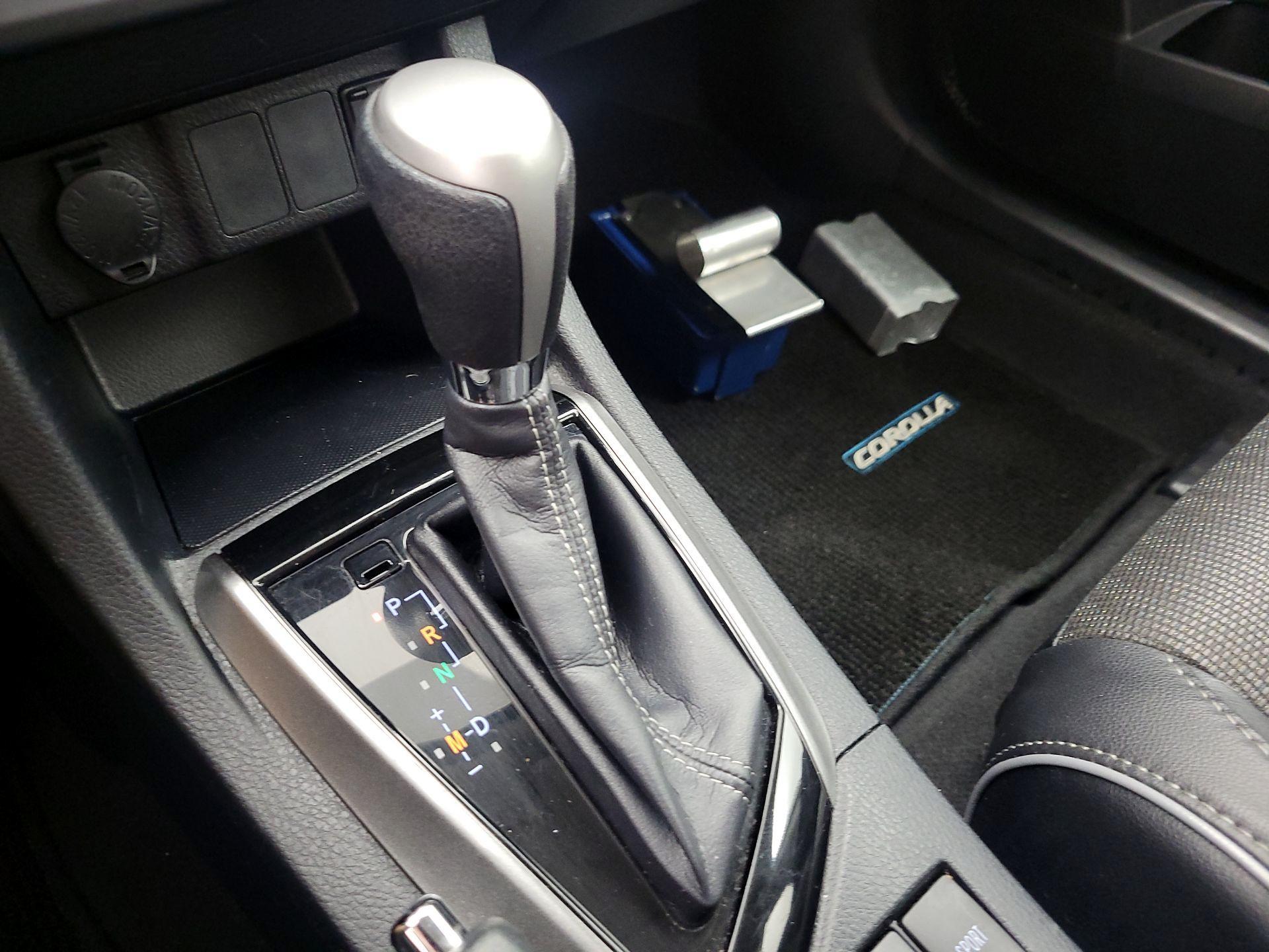 Thumbnail: 2016 Toyota Corolla - 17