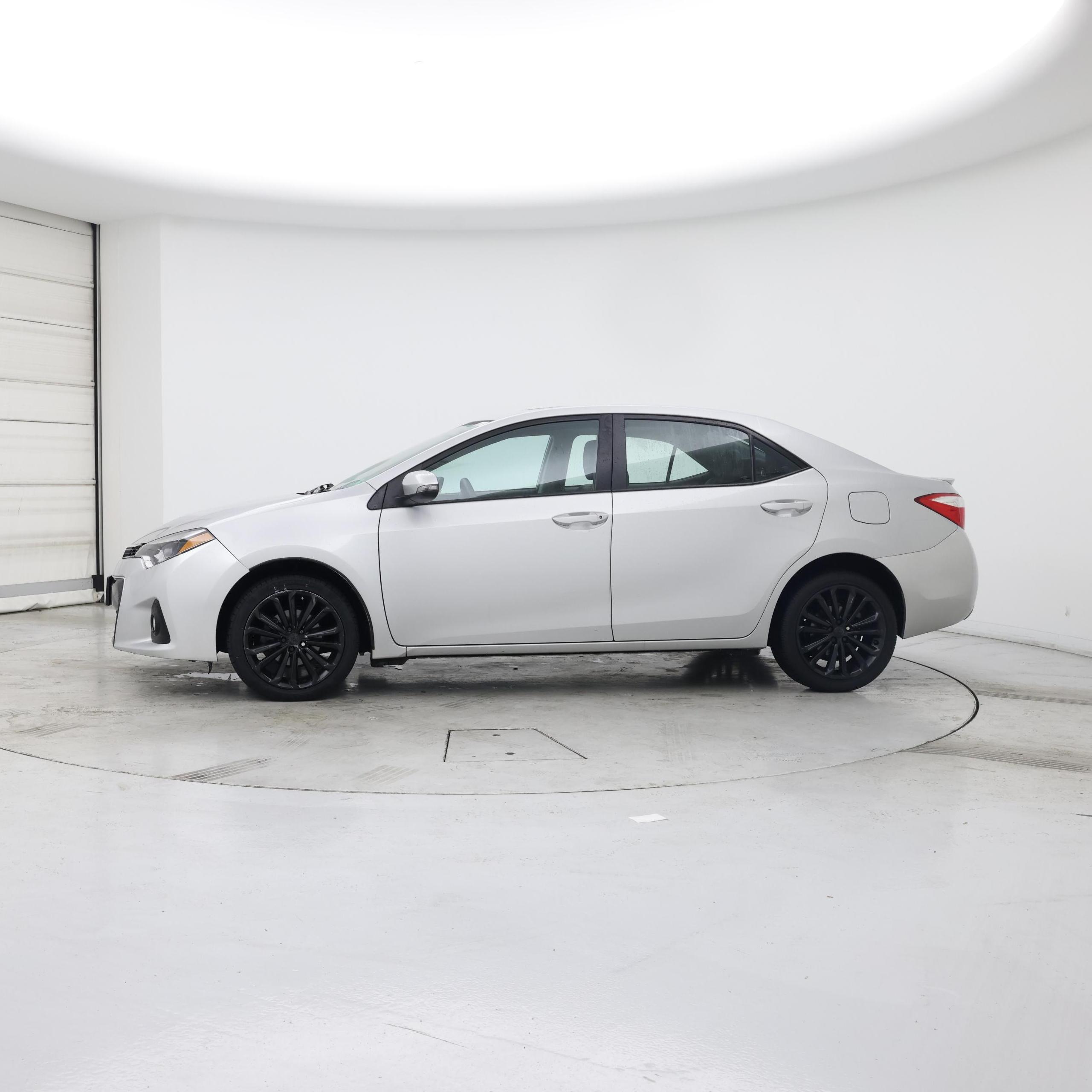 Thumbnail: 2016 Toyota Corolla - 3