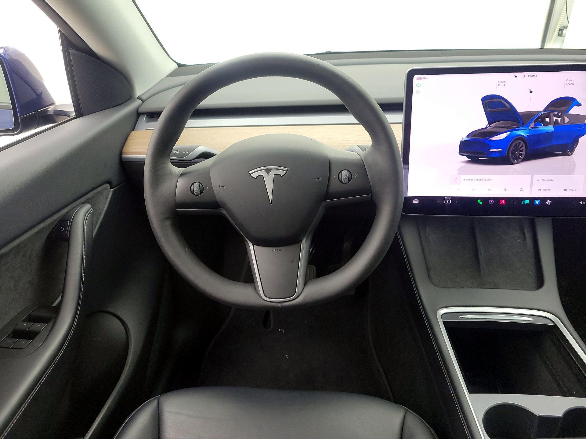 Thumbnail: 2022 Tesla Model Y - 10