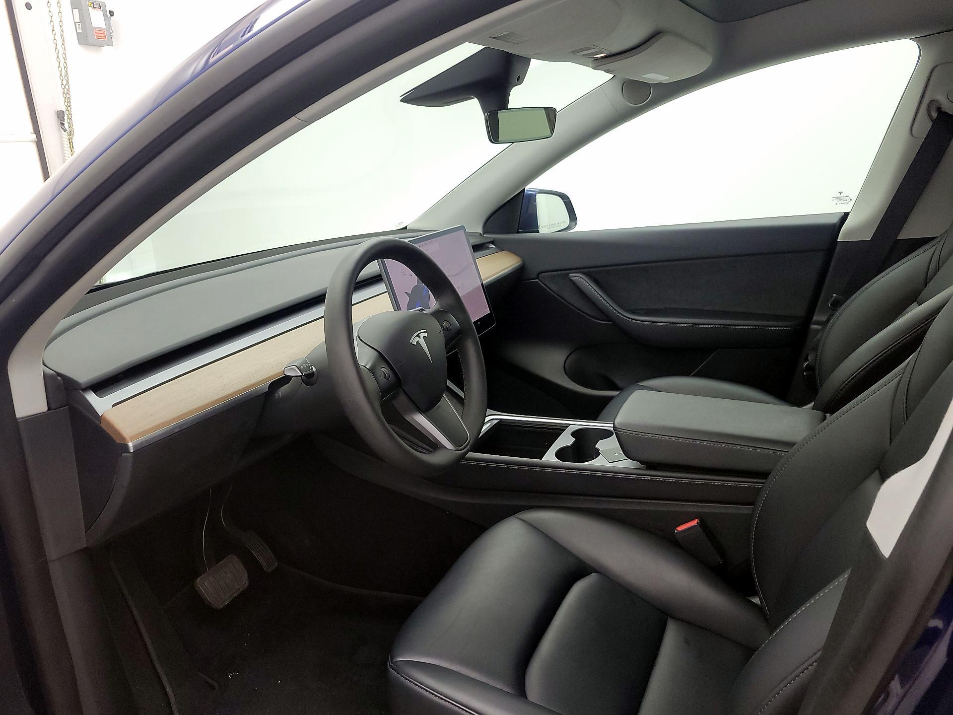 Thumbnail: 2022 Tesla Model Y - 11