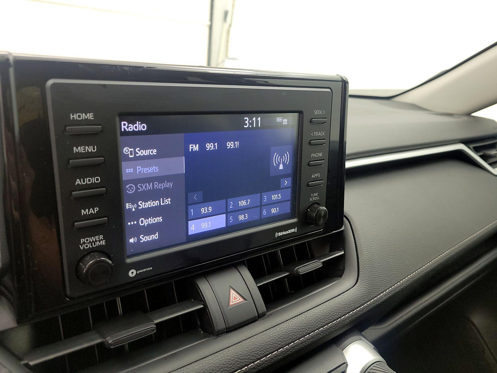 Thumbnail: 2021 Toyota RAV4 - 15