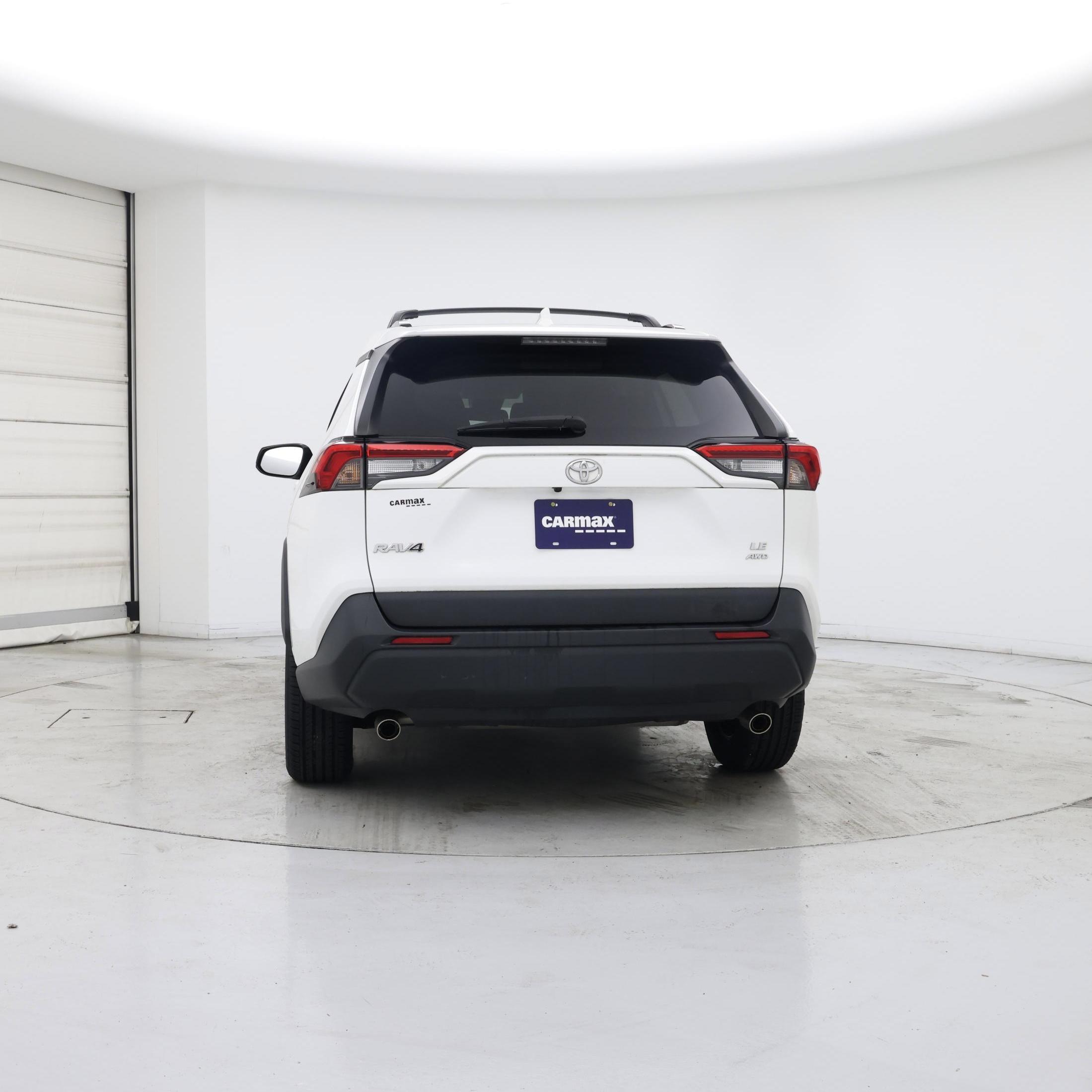 Thumbnail: 2021 Toyota RAV4 - 6