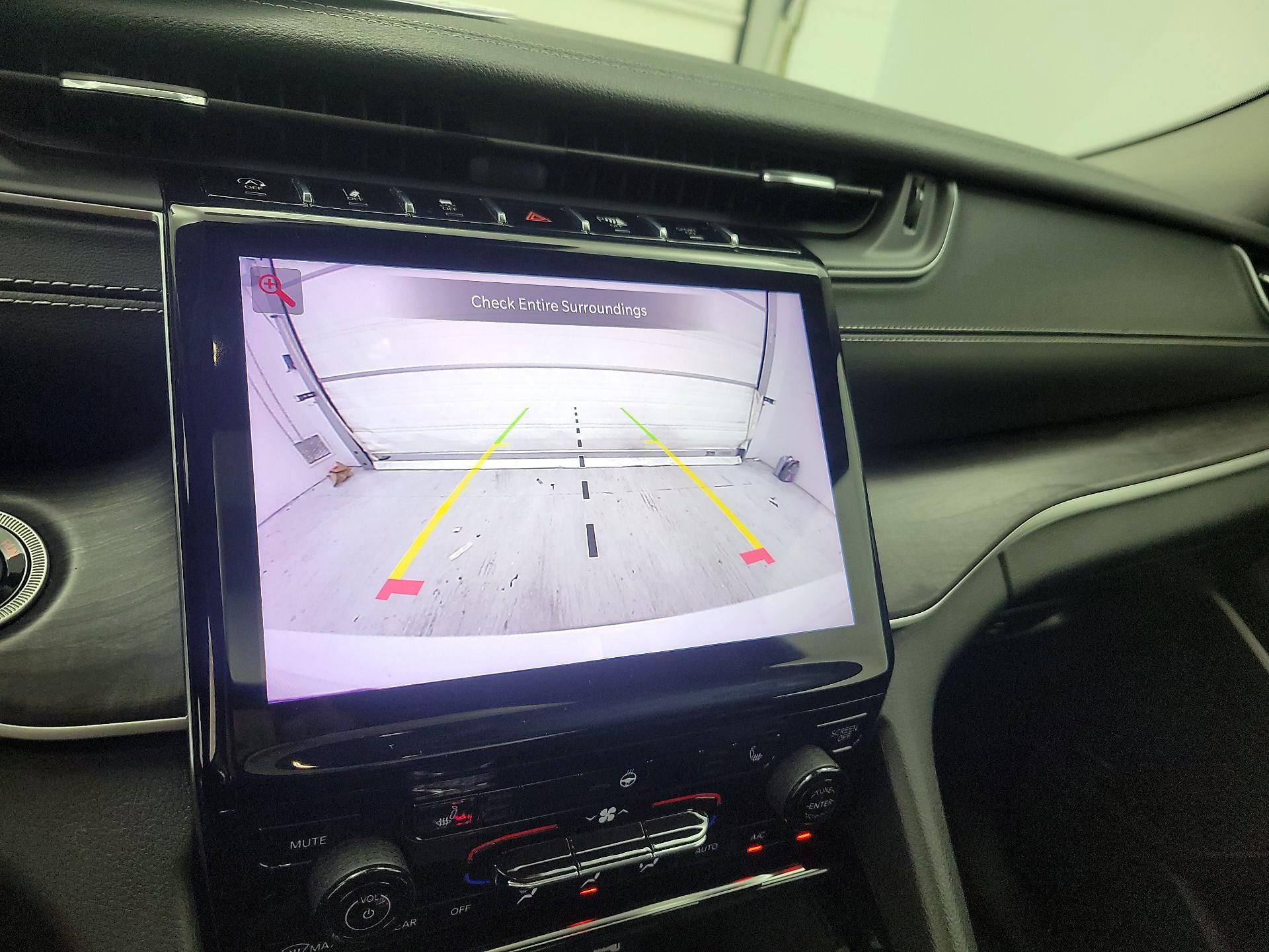 Thumbnail: 2021 Jeep Grand Cherokee L - 14