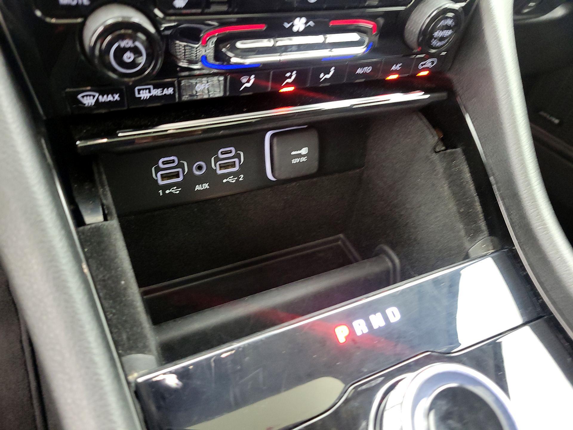 Thumbnail: 2021 Jeep Grand Cherokee L - 18