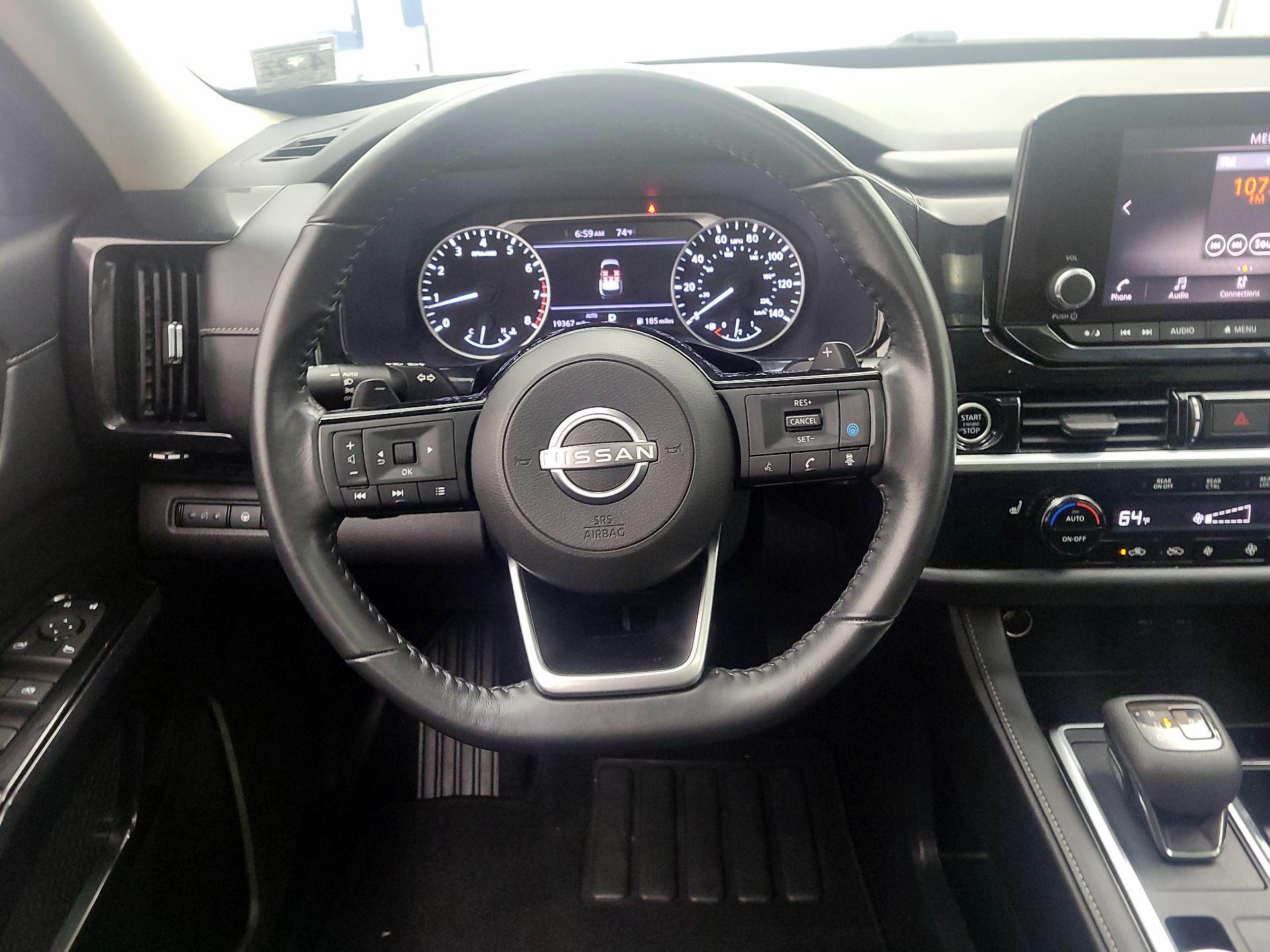 Thumbnail: 2022 Nissan Pathfinder - 10