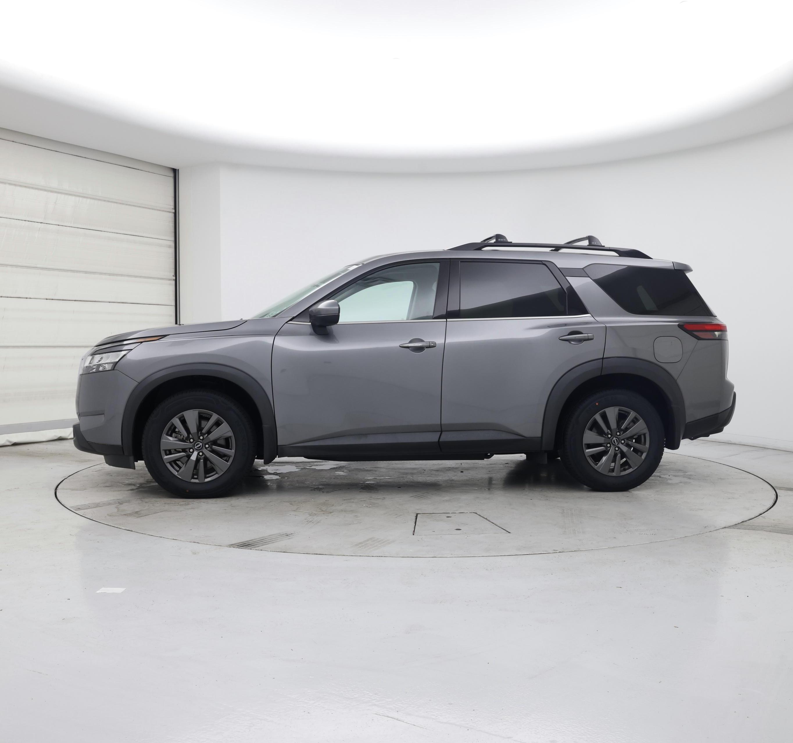 Thumbnail: 2022 Nissan Pathfinder - 3