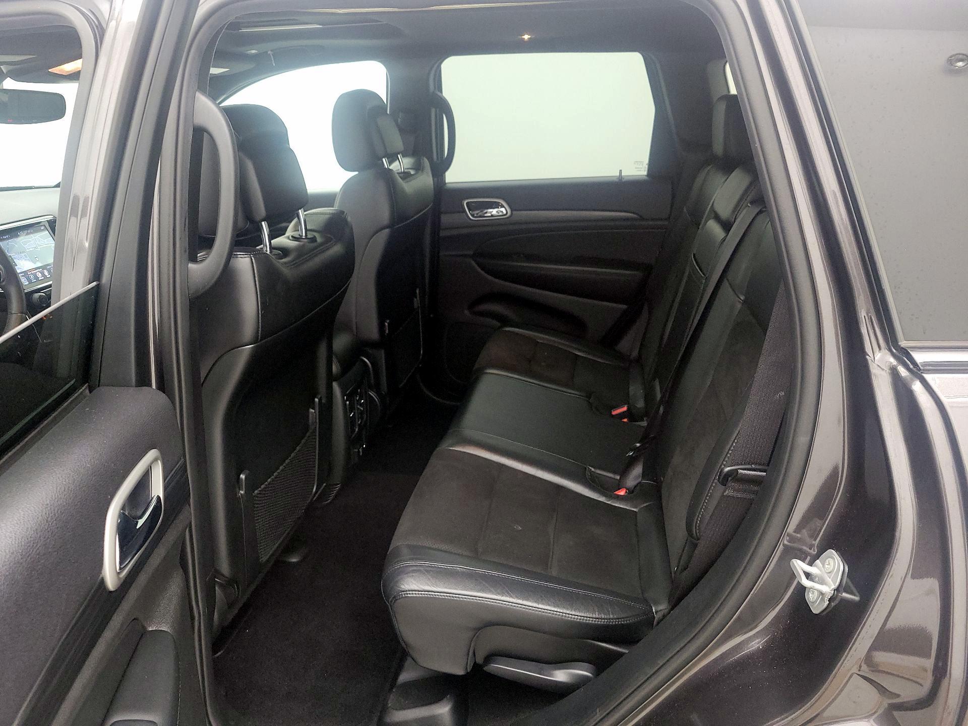 Thumbnail: 2019 Jeep Grand Cherokee - 11