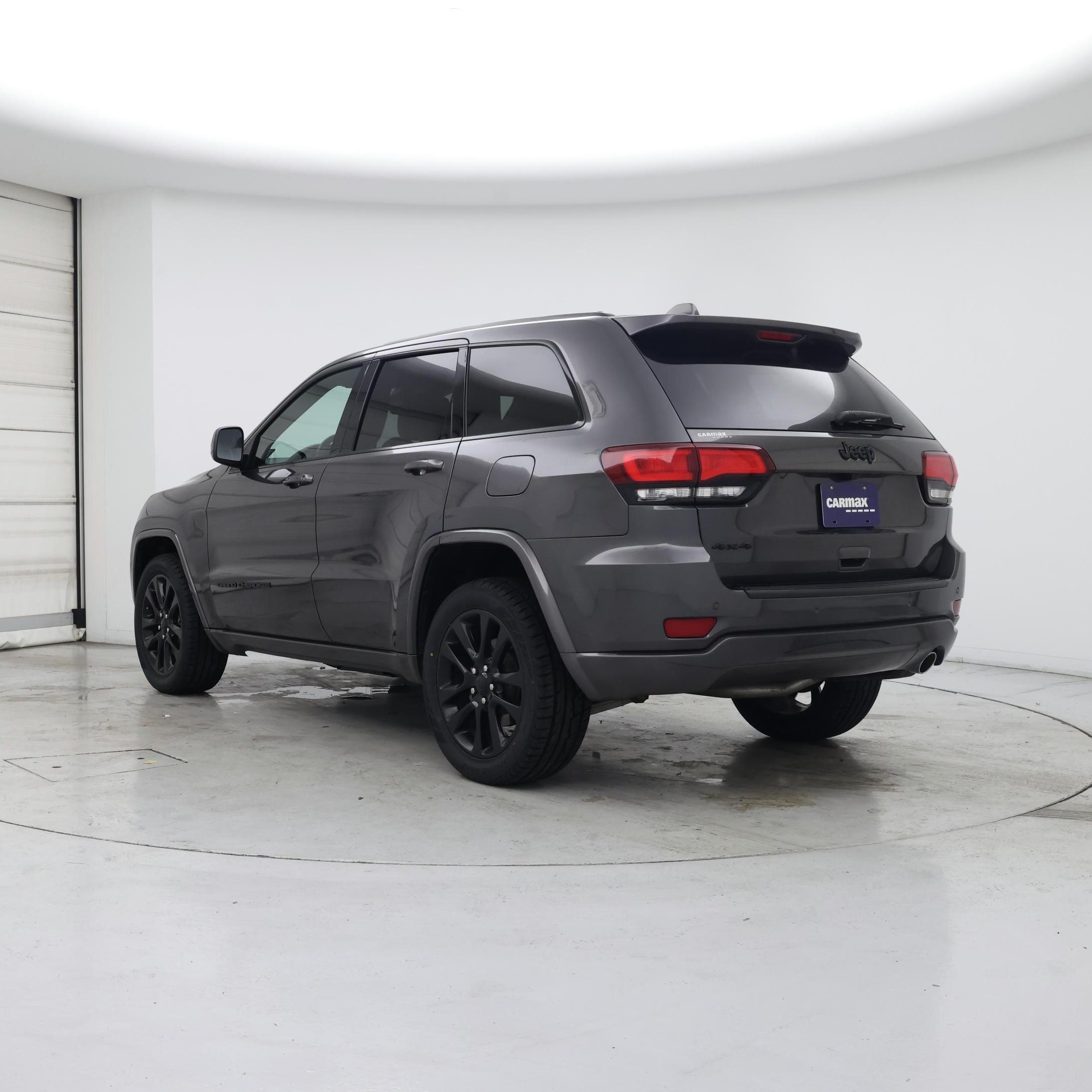 Thumbnail: 2019 Jeep Grand Cherokee - 2