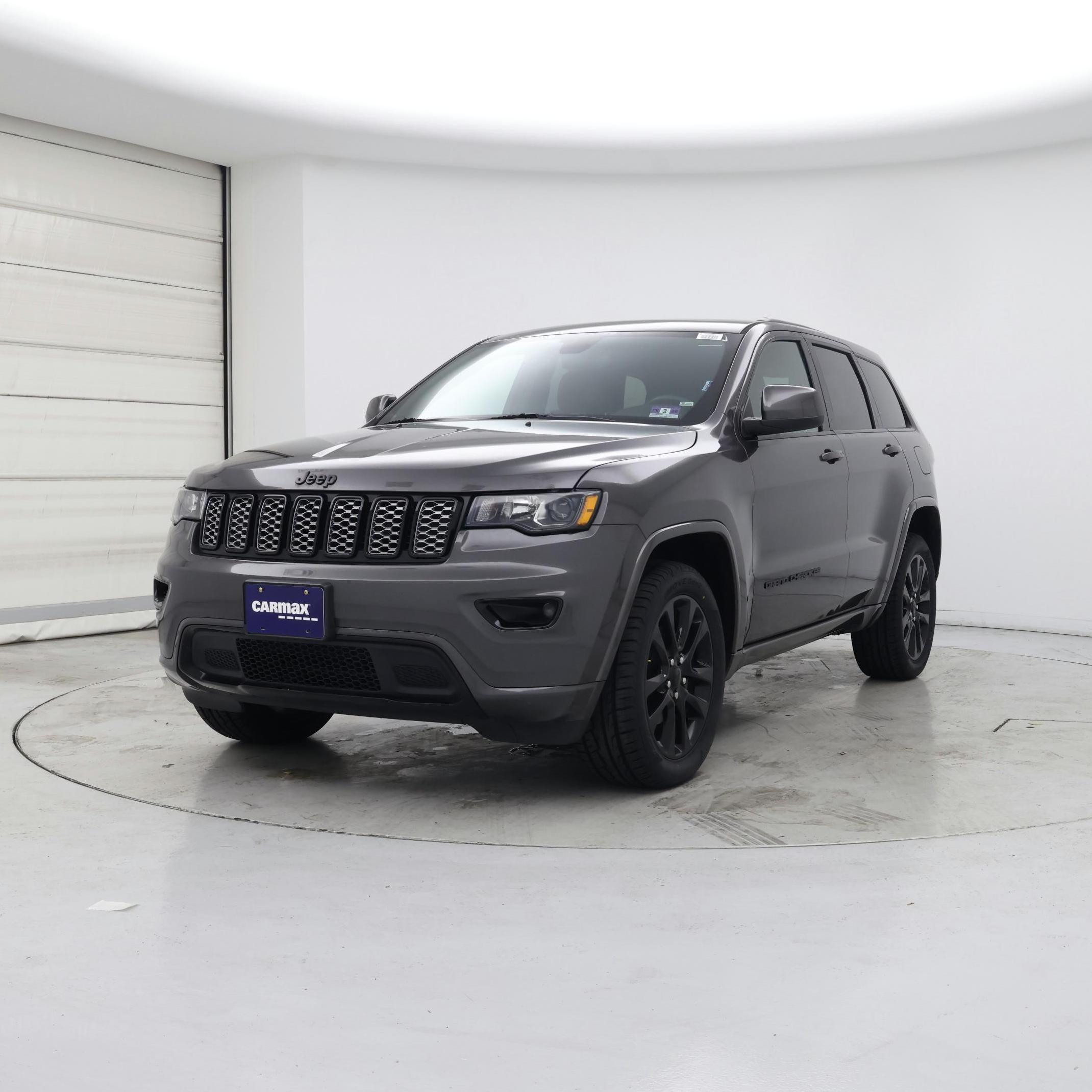 Thumbnail: 2019 Jeep Grand Cherokee - 4