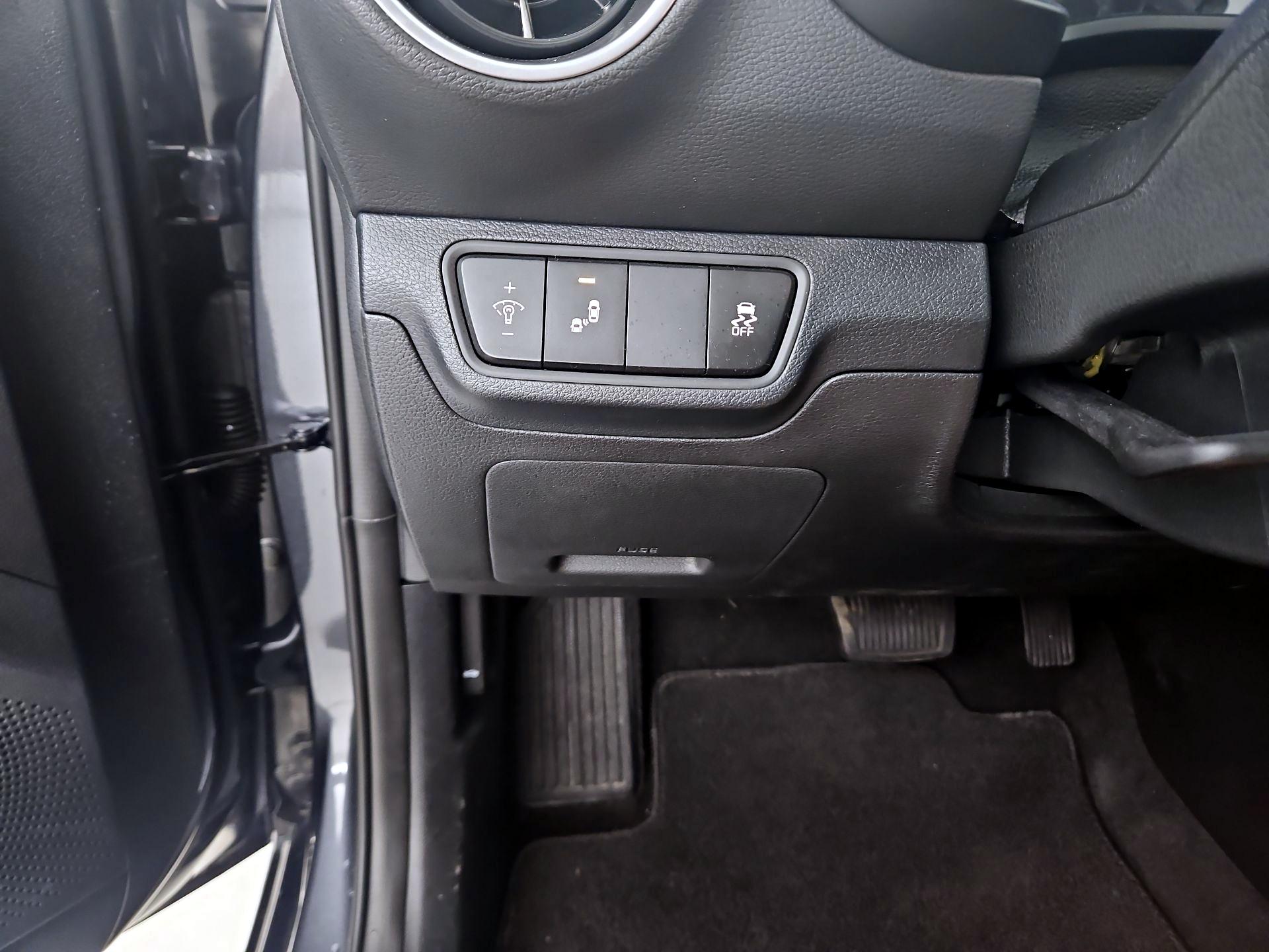 Thumbnail: 2024 Kia Forte - 13