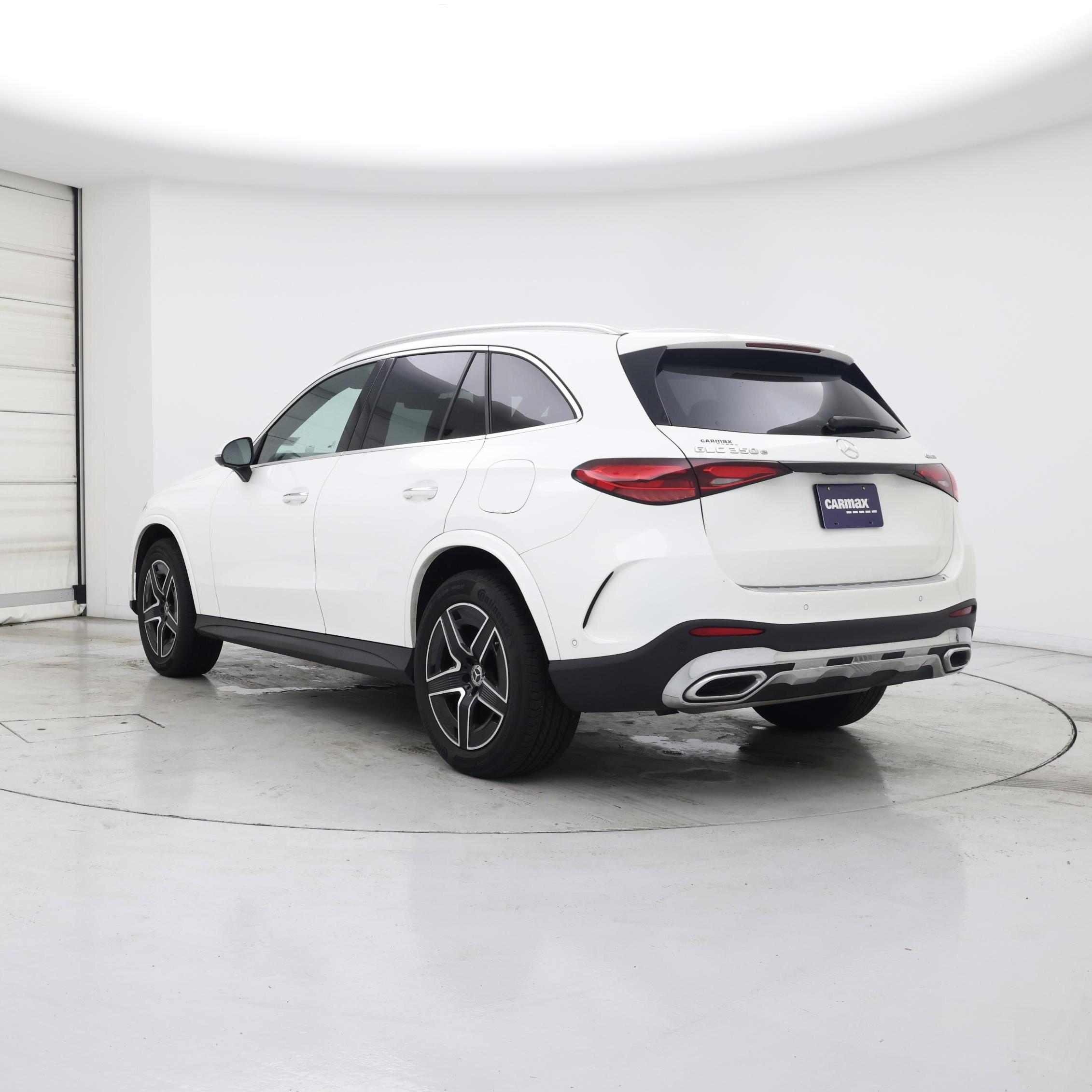 Thumbnail: 2025 Mercedes-Benz GLC - 2