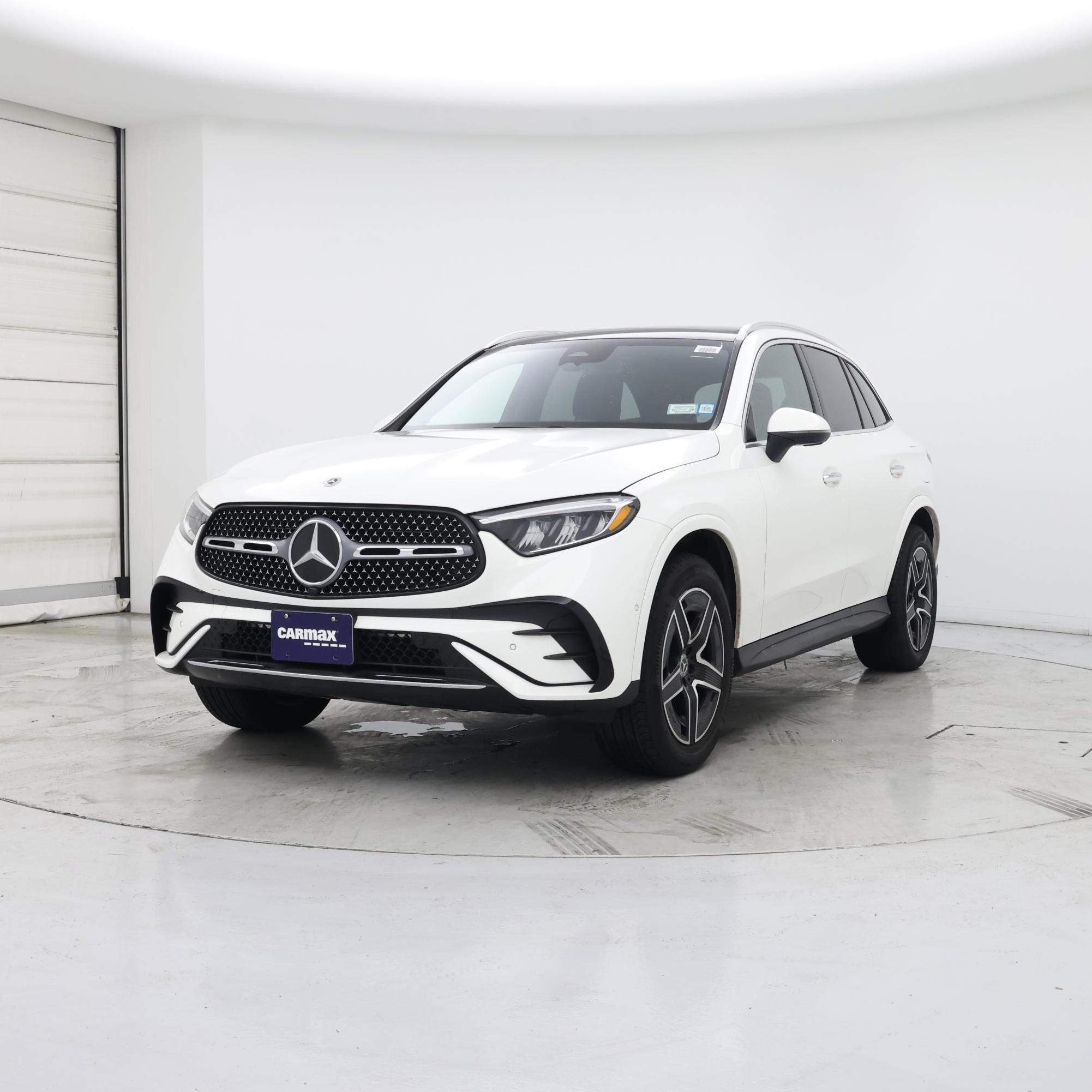 Thumbnail: 2025 Mercedes-Benz GLC - 4