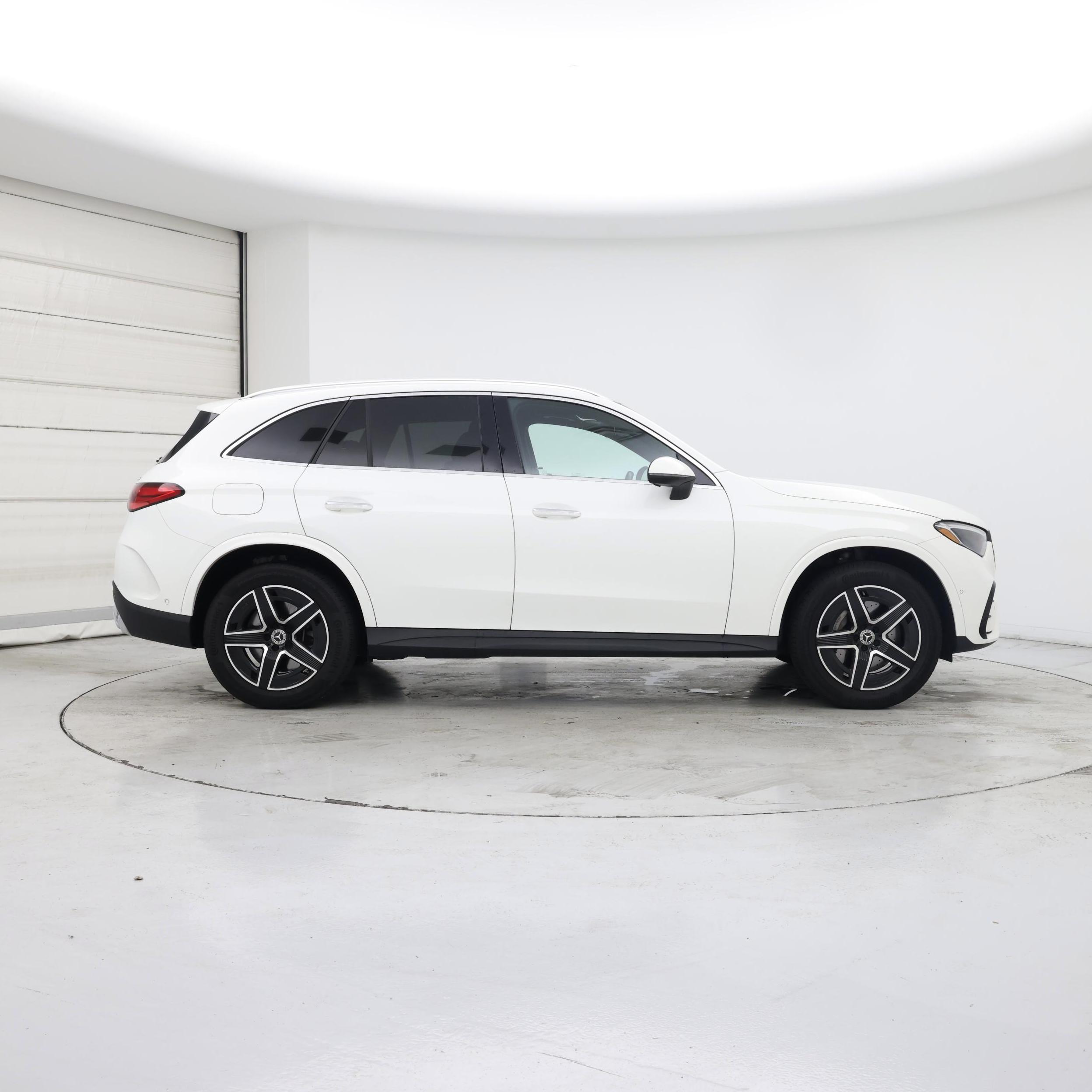 Thumbnail: 2025 Mercedes-Benz GLC - 7