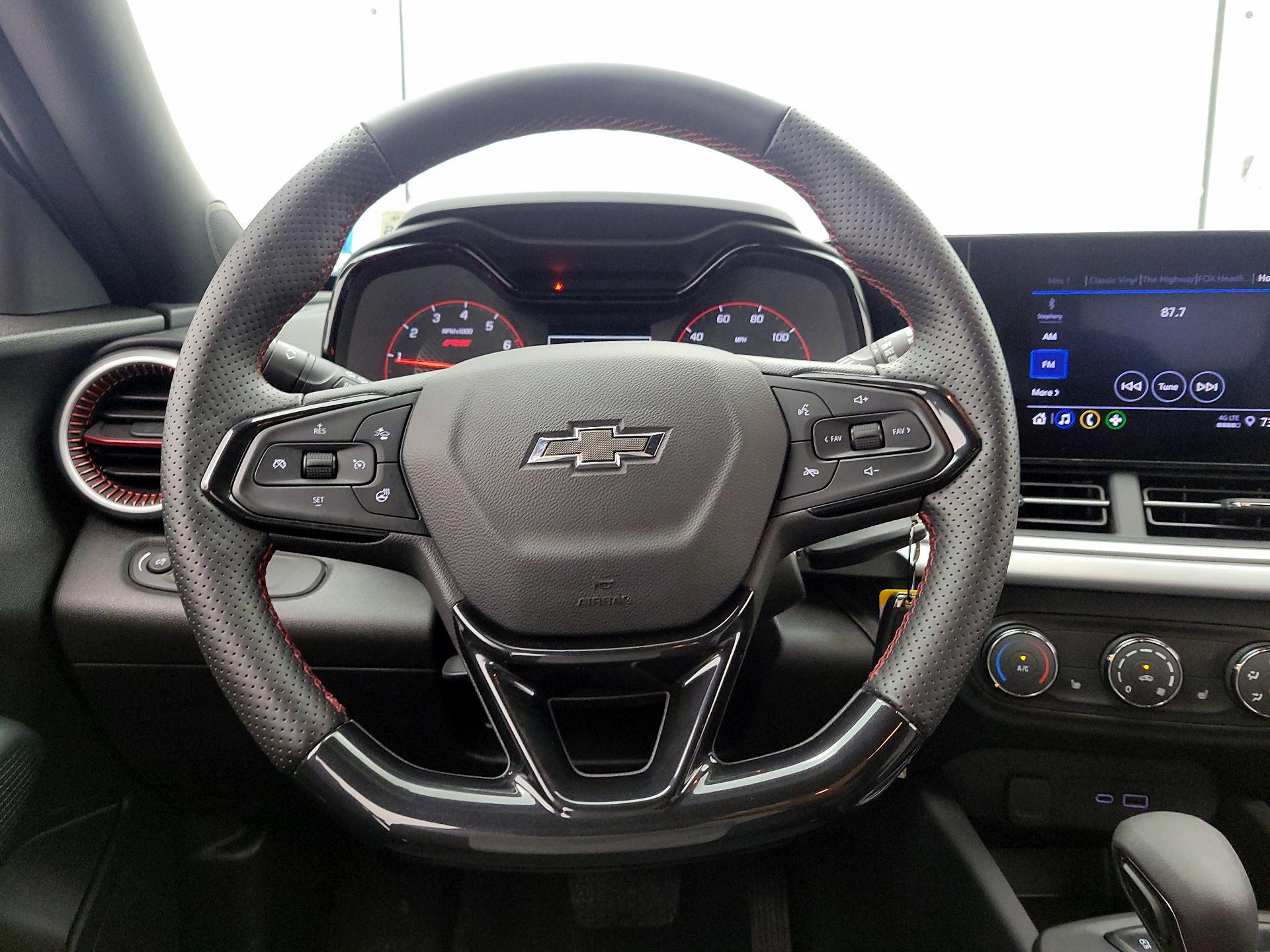 Thumbnail: 2024 Chevrolet Trax - 10