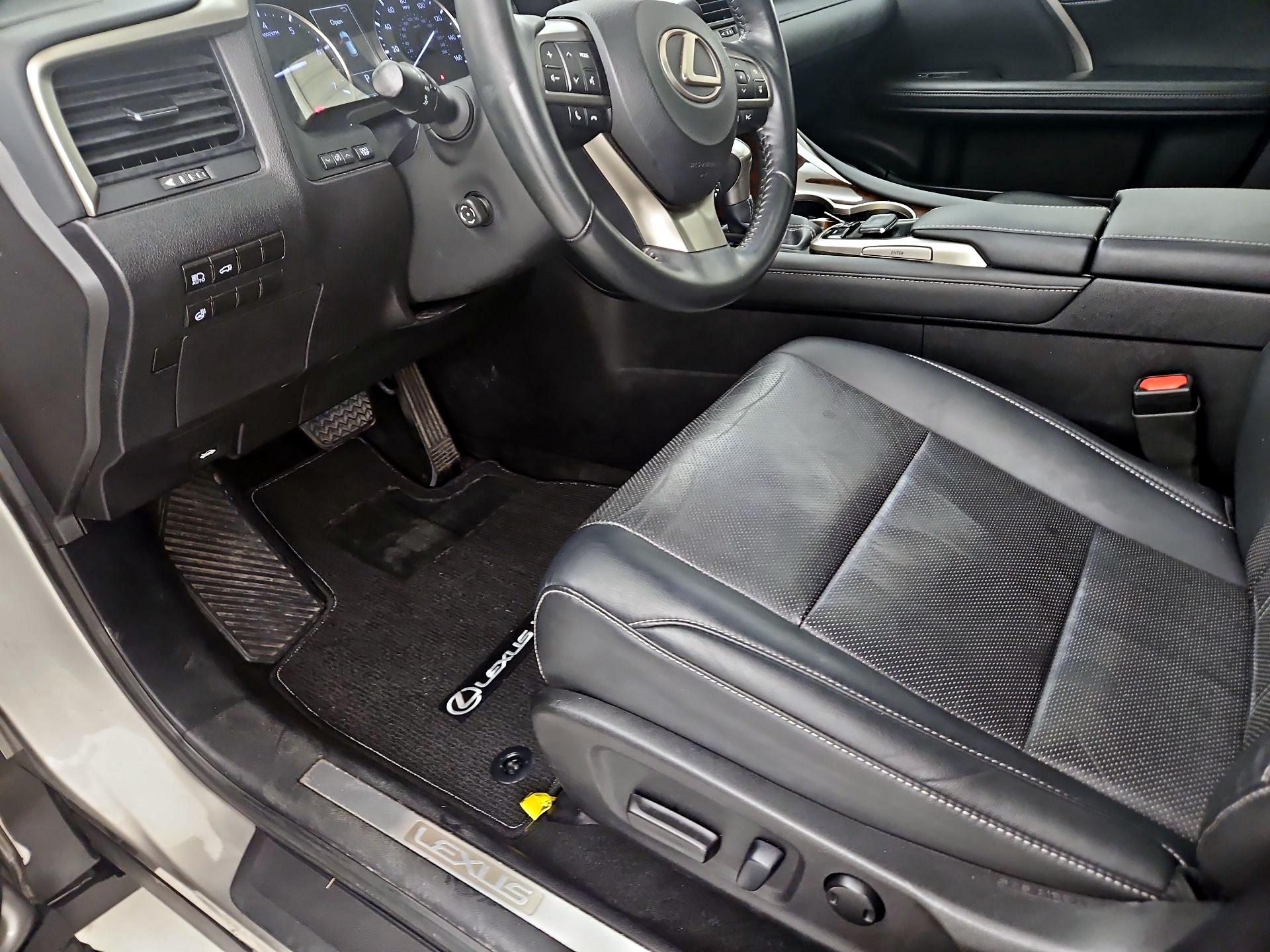 Thumbnail: 2019 Lexus RX - 11