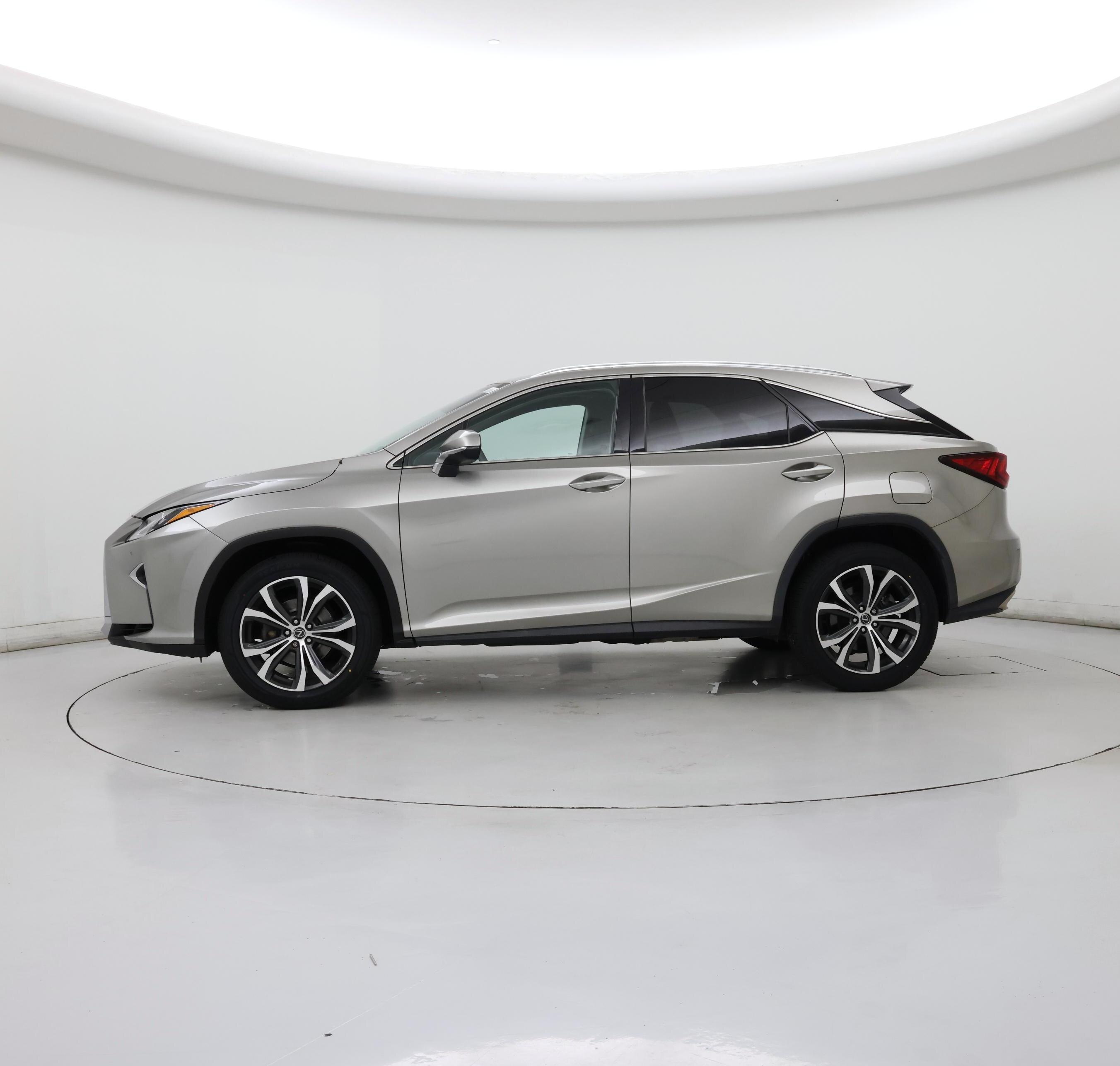 Thumbnail: 2019 Lexus RX - 3