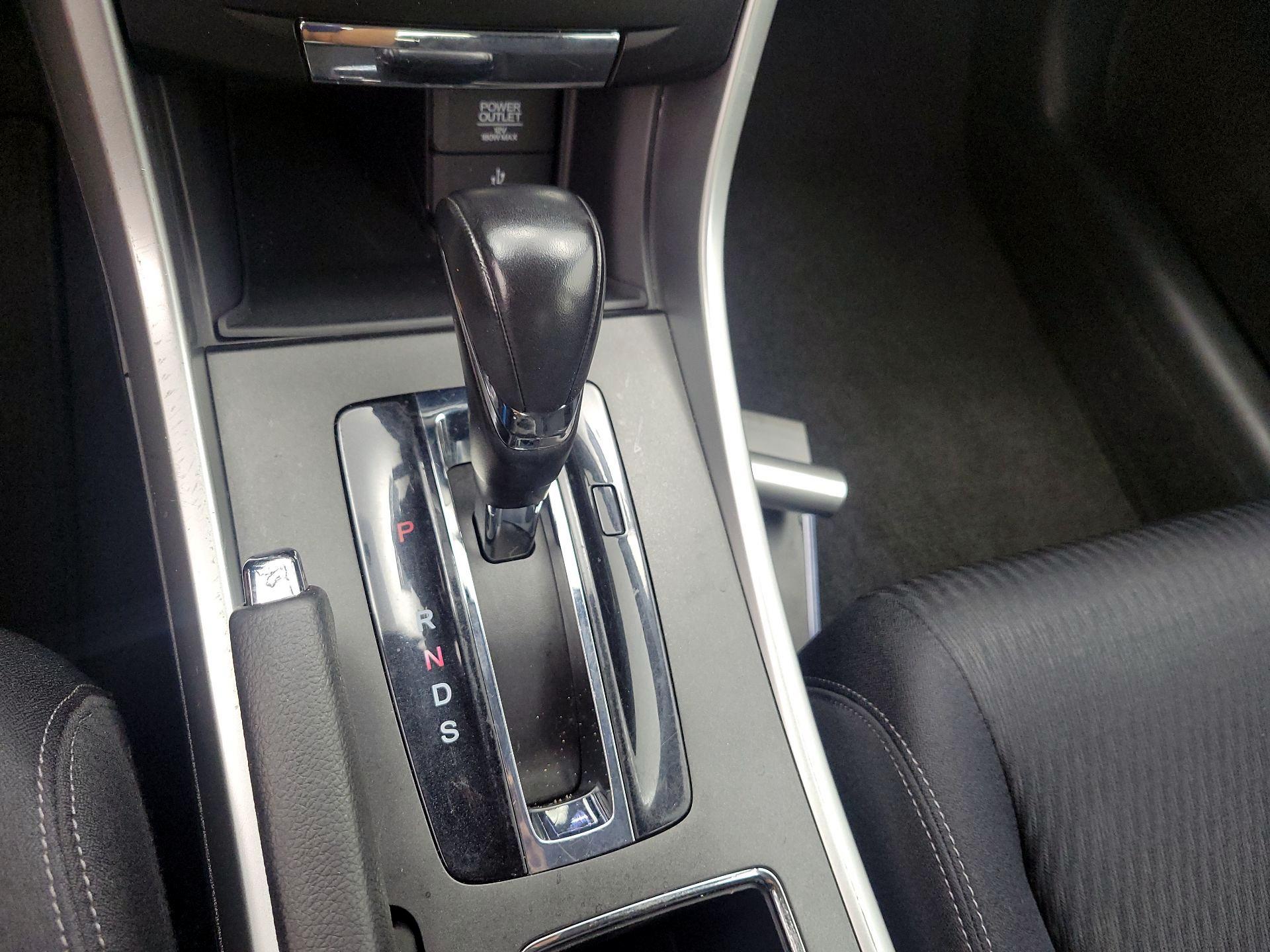 Thumbnail: 2014 Honda Accord - 17