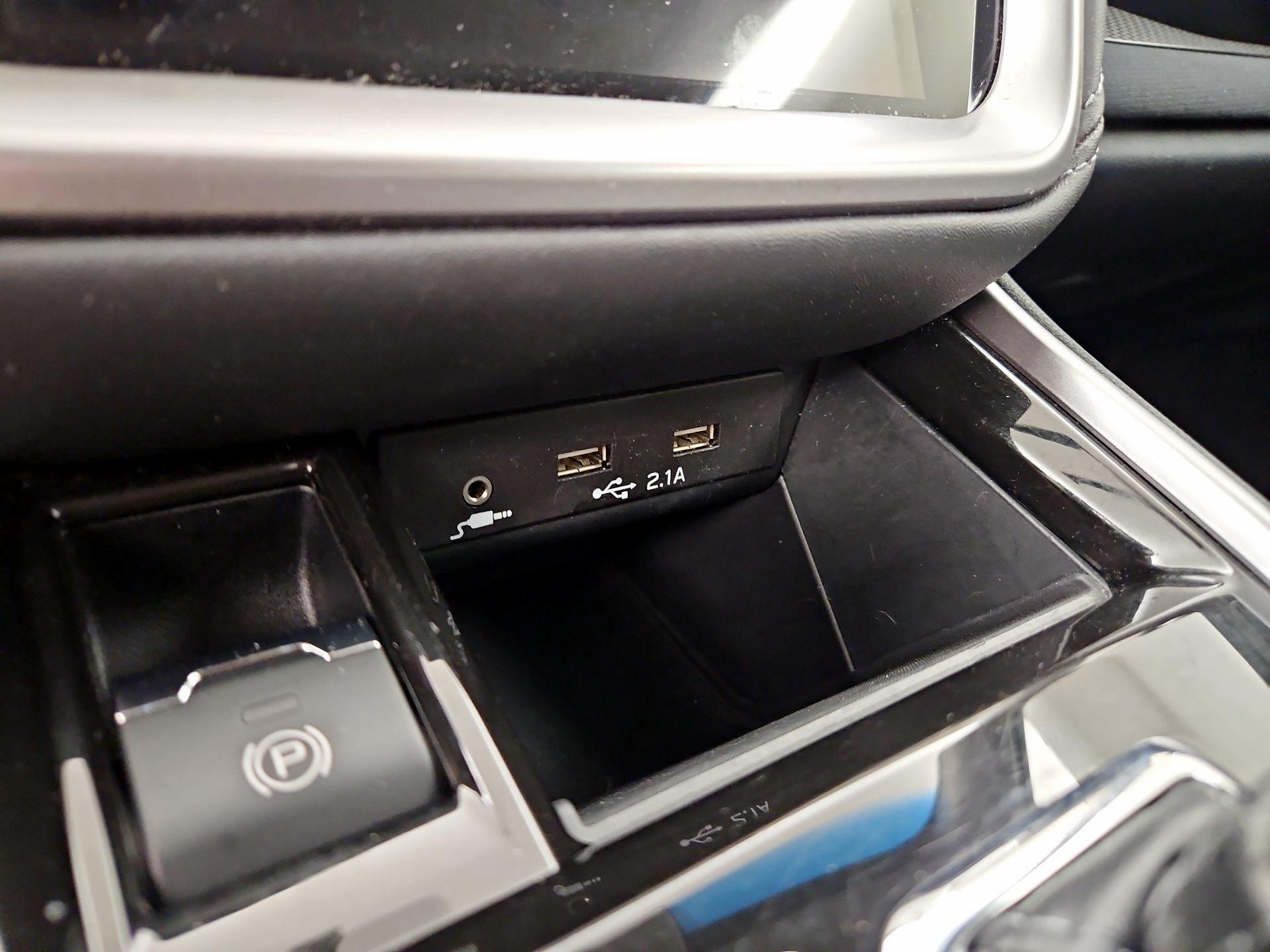 Thumbnail: 2020 Subaru Outback - 18