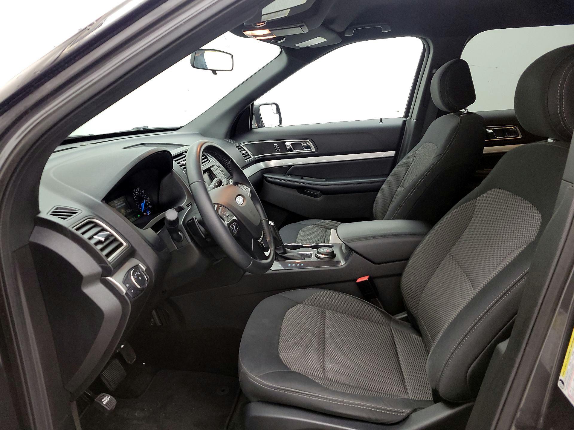 Thumbnail: 2017 Ford Explorer - 11