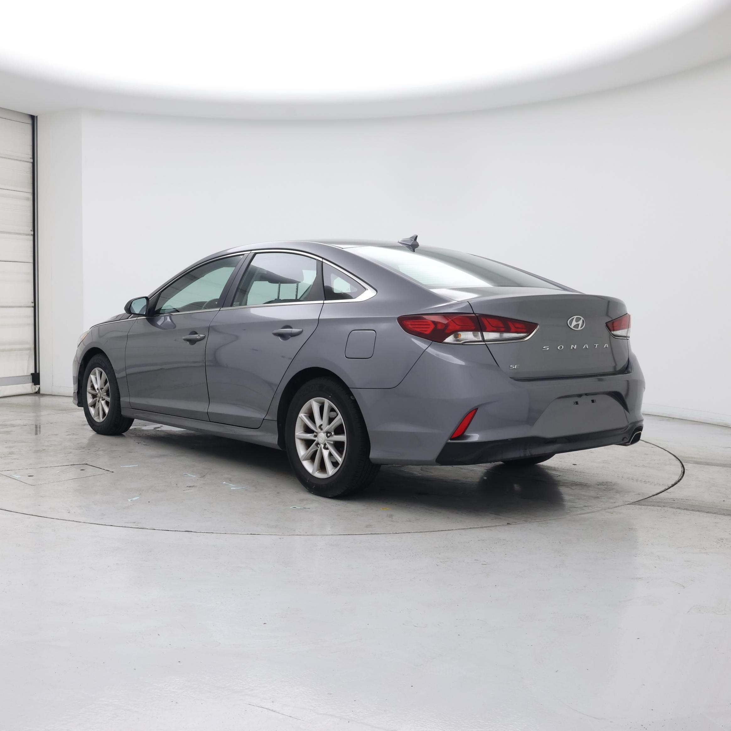 Thumbnail: 2018 Hyundai Sonata - 2