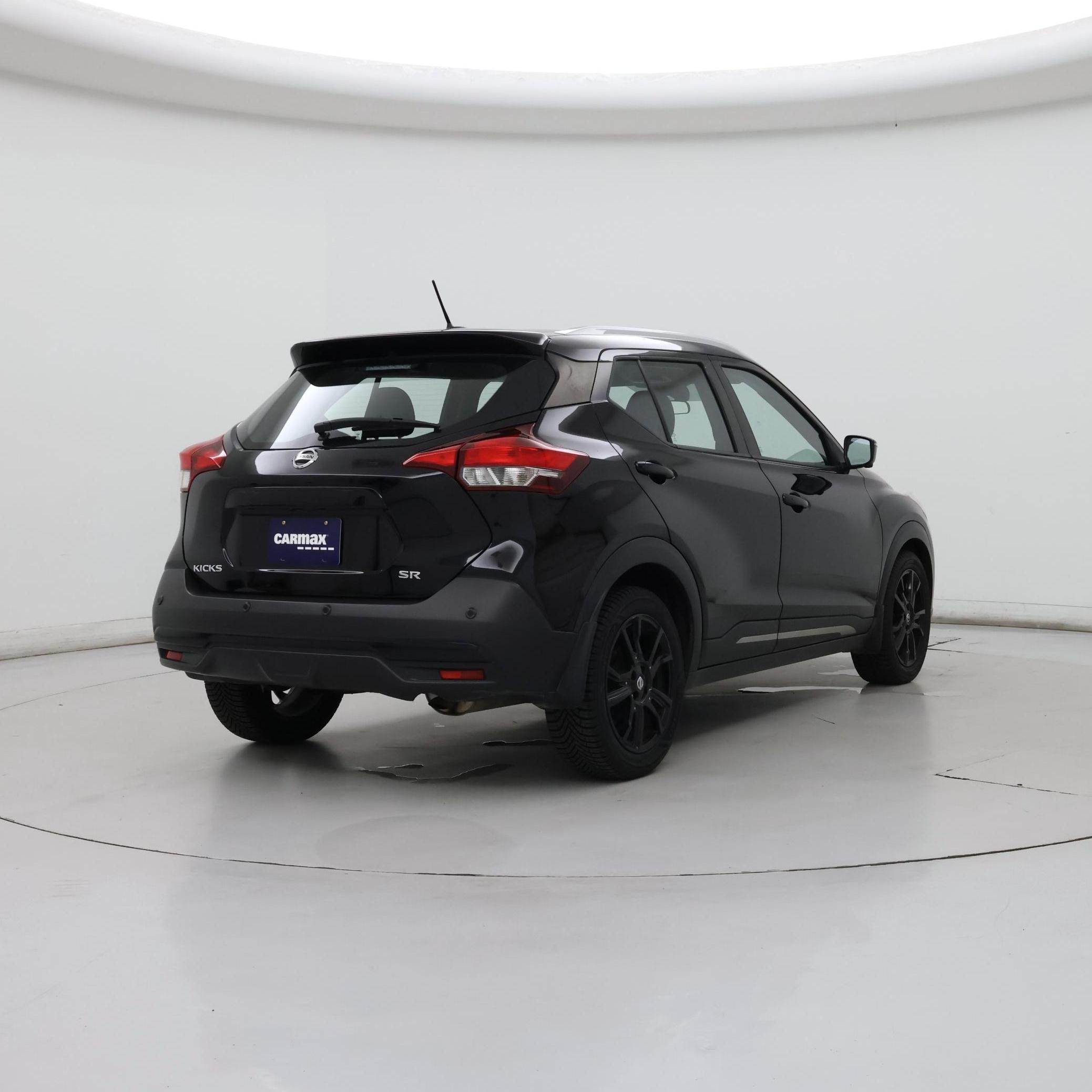 Thumbnail: 2020 Nissan Kicks - 8
