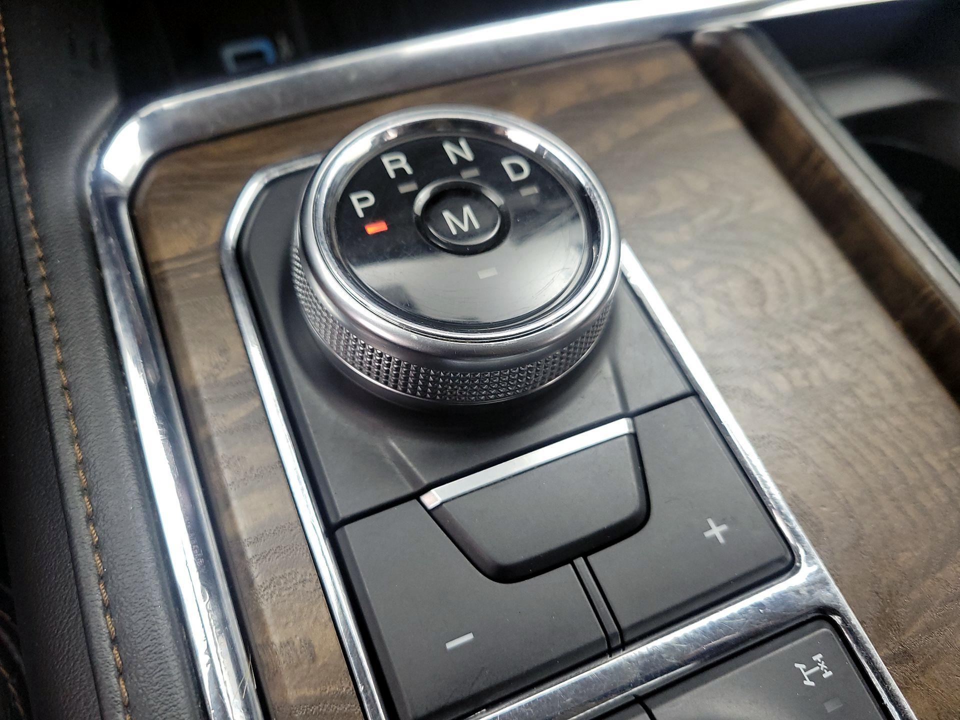 Thumbnail: 2018 Ford Expedition - 18