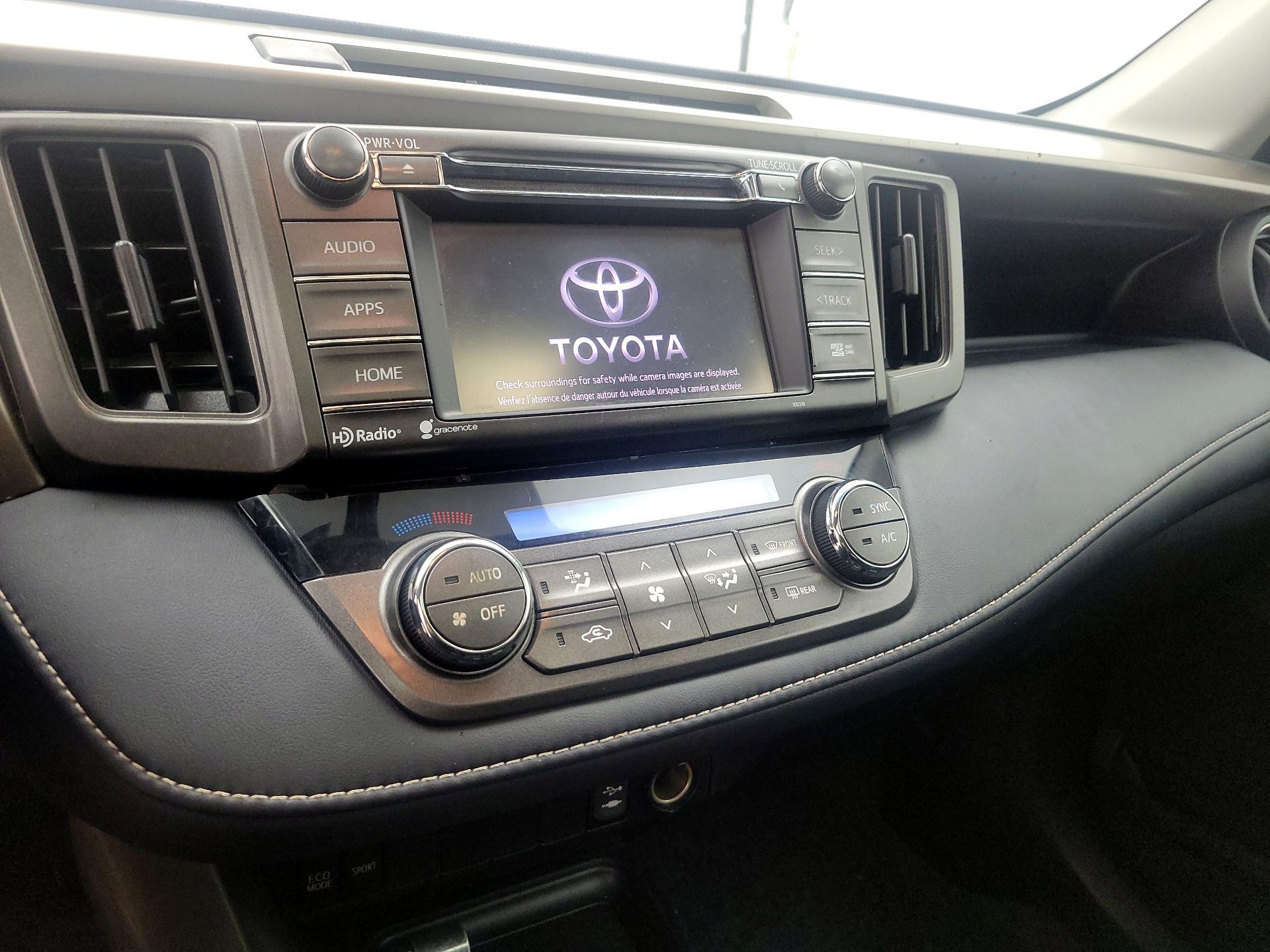 Thumbnail: 2014 Toyota RAV4 - 16
